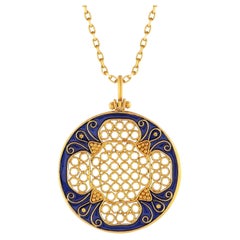 Médaillon en or 24 carats pour femmes avec émail bleu foncé