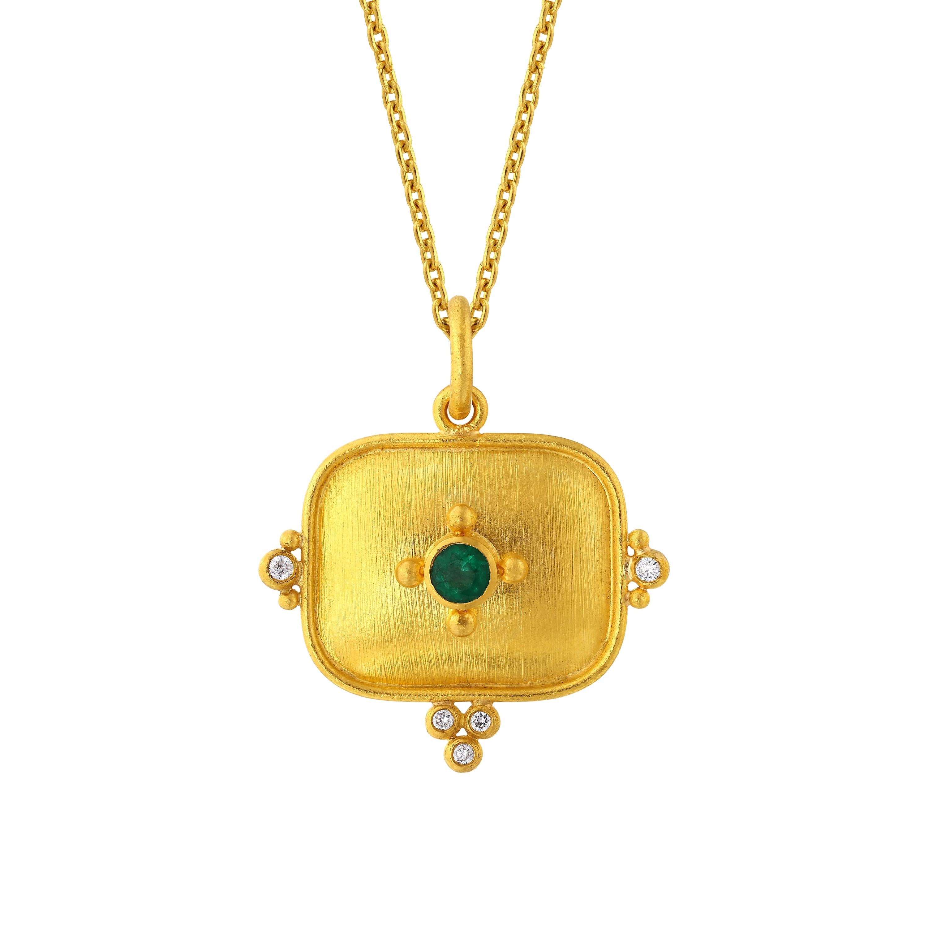 Classical Greek 24k Gold Pendant for Women with Emerald and Diamonds For Sale