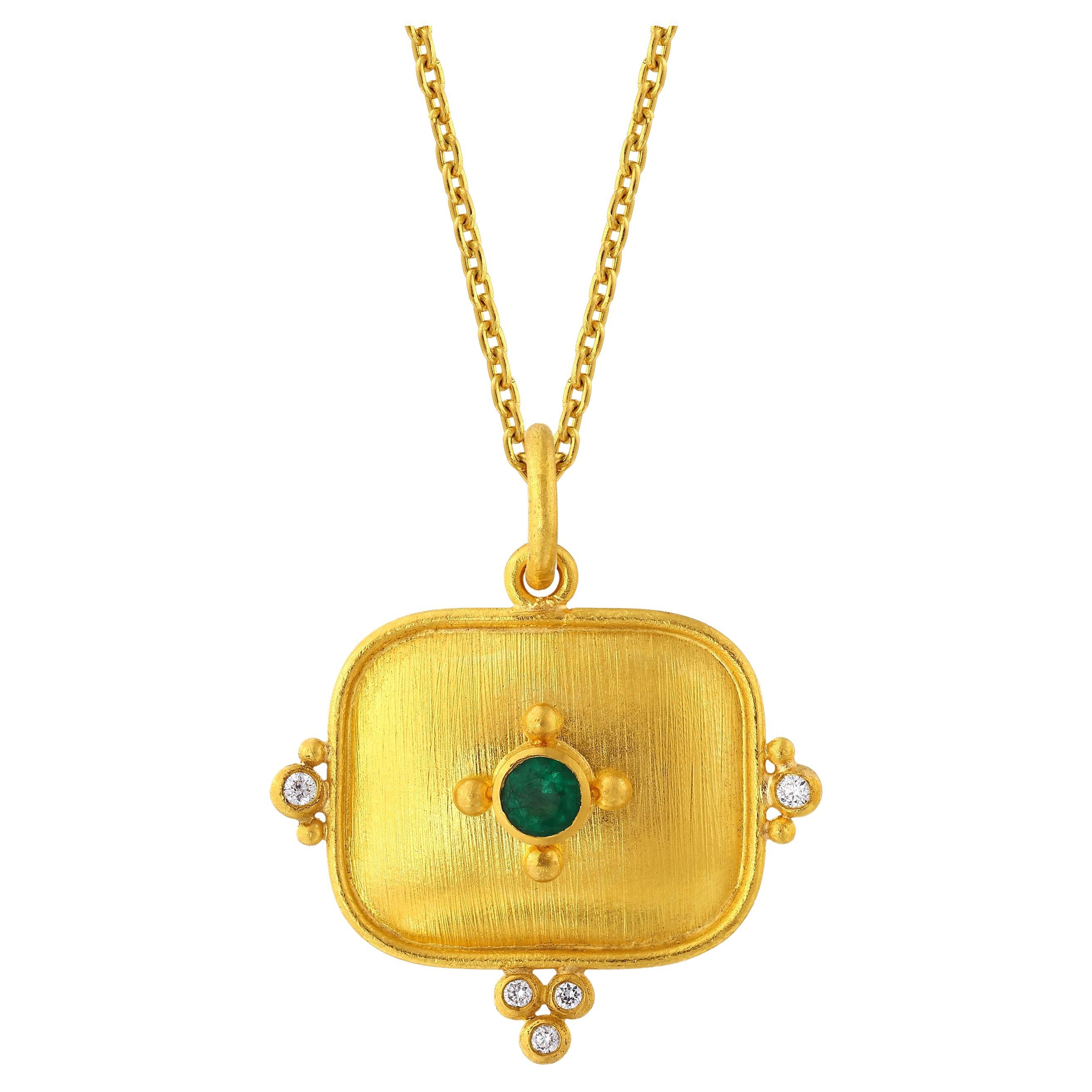 24k Gold Pendant for Women with Emerald and Diamonds