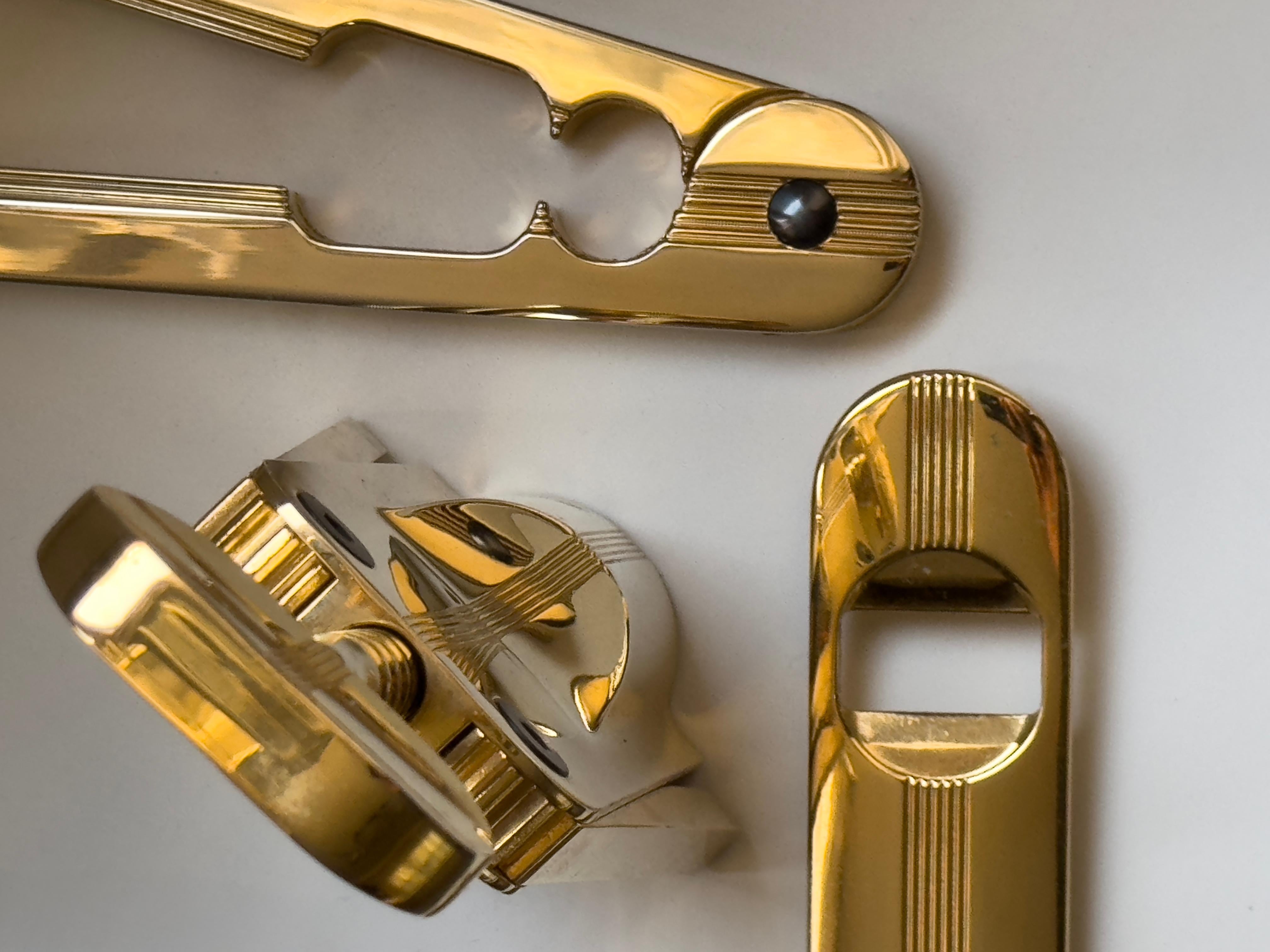 Juego de bebidas chapado en oro de 24 quilates diseñado por Pino Spagnolo para Biesse, Italia 1978 en venta 3