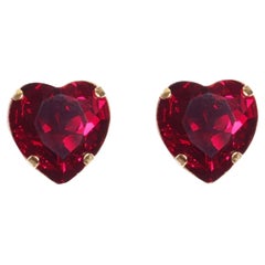 Pendientes Corazón Rojo bañados en Oro de 24K bañados en Latón