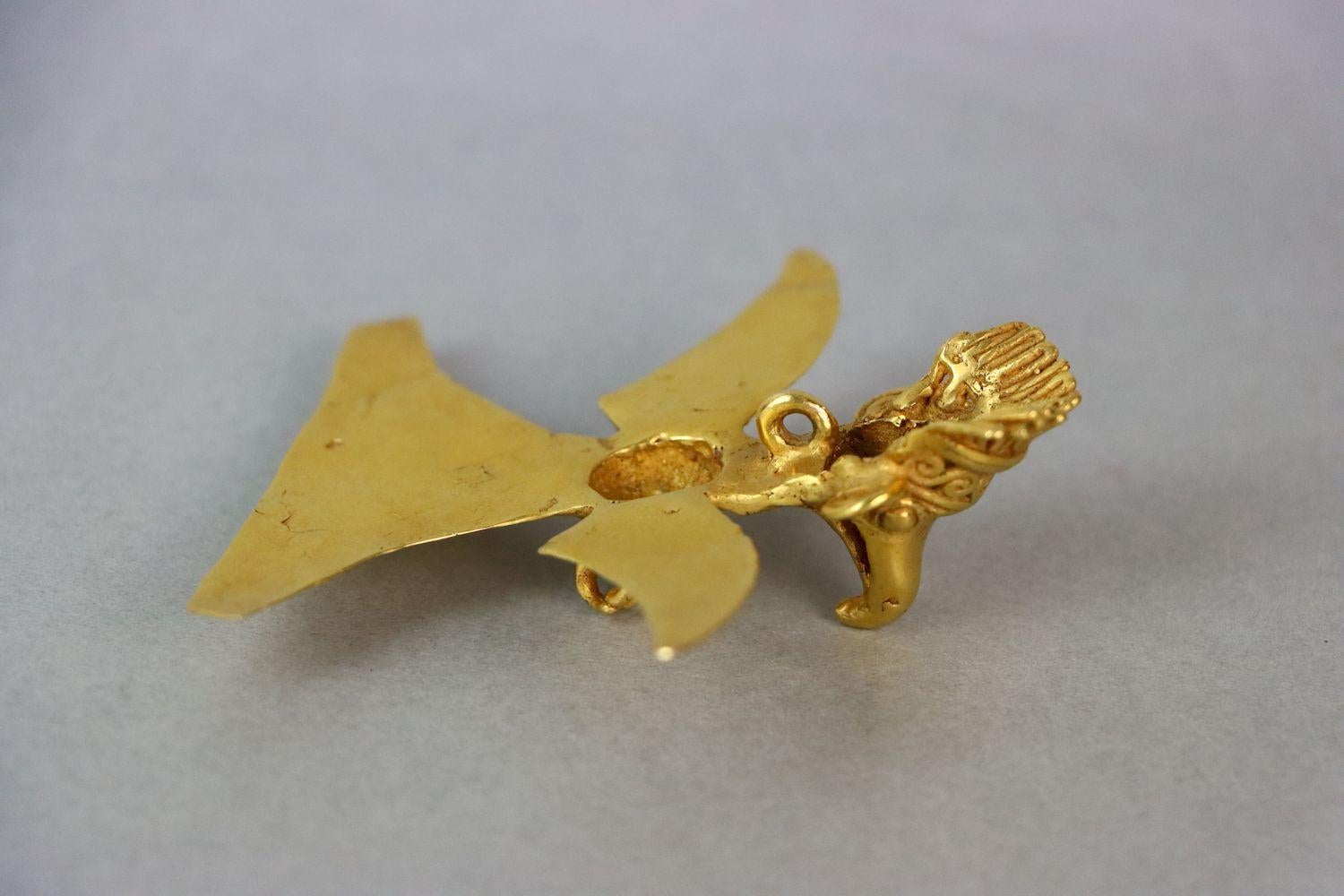 24K Gold Pre Colombia Eagle Pendant For Sale 7