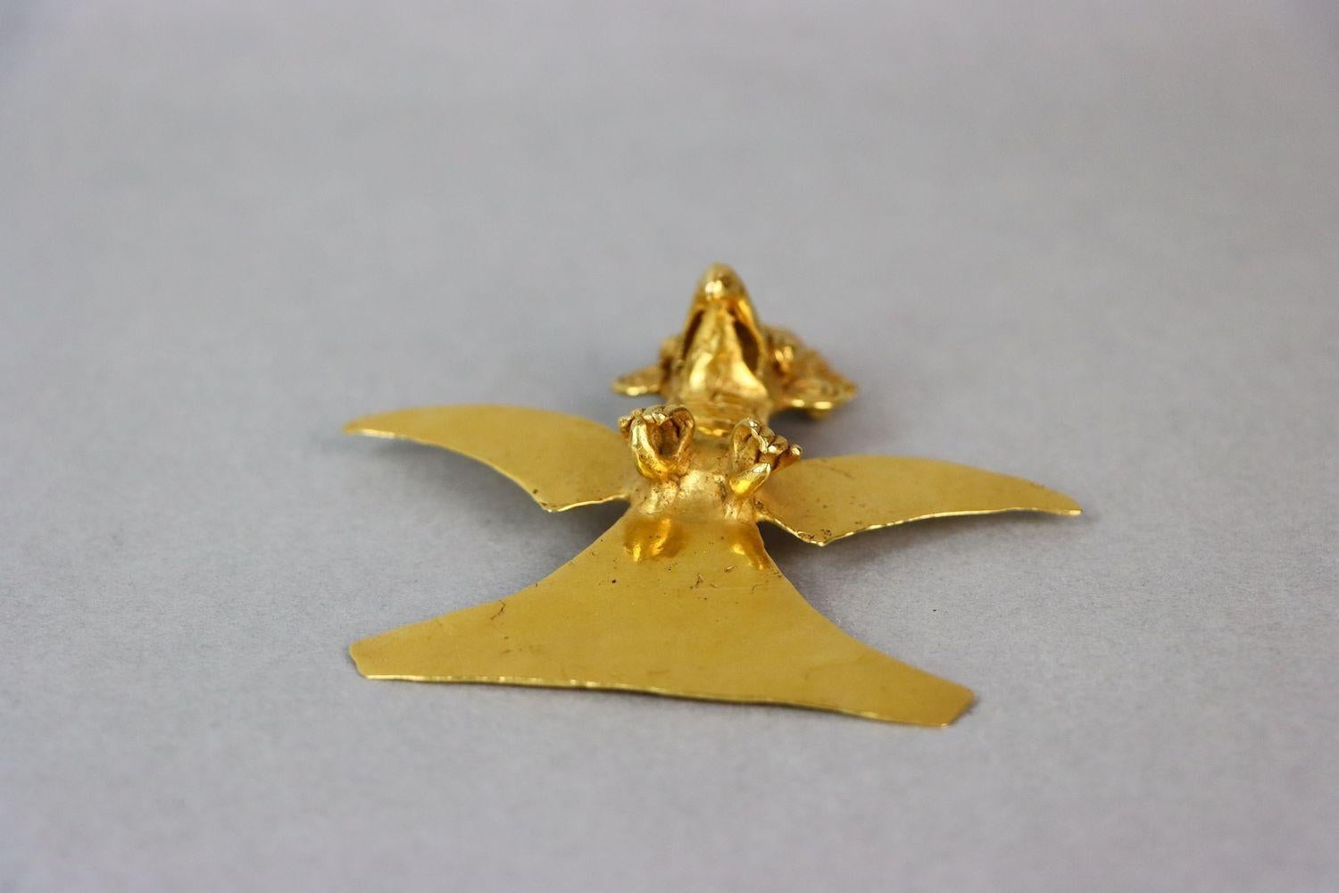 24K Gold Pre Colombia Eagle Pendant For Sale 3