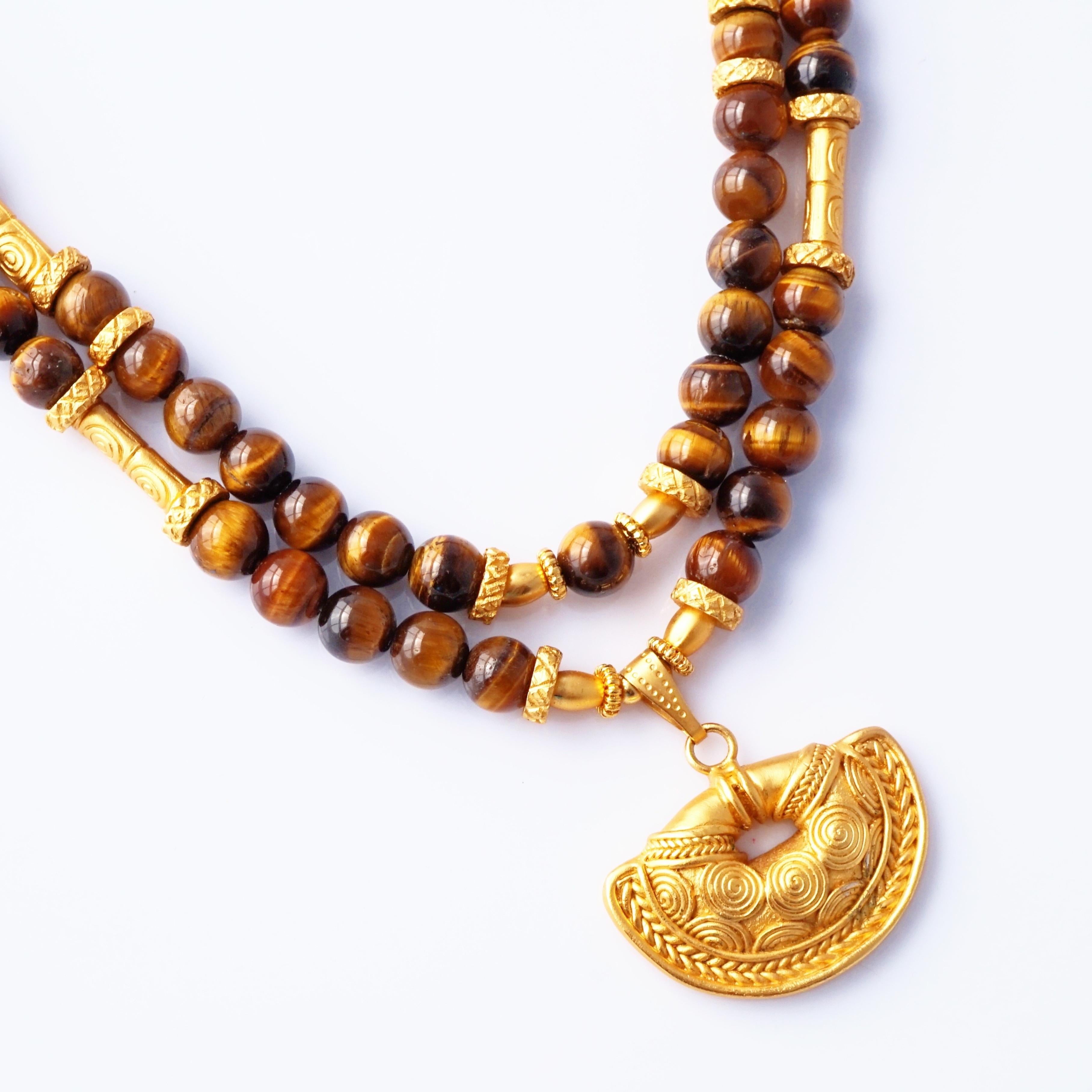 Collar de cuentas de ojo de tigre inca precolombino de oro de 24 quilates de Joyería Cano, años 70 Cuenta en venta