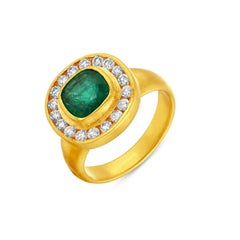 24k Gold Ring for Woman with Cushion Cut Emerald and Diamonds