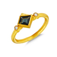 24k Gold Ring for Women with Spinel and Diamonds