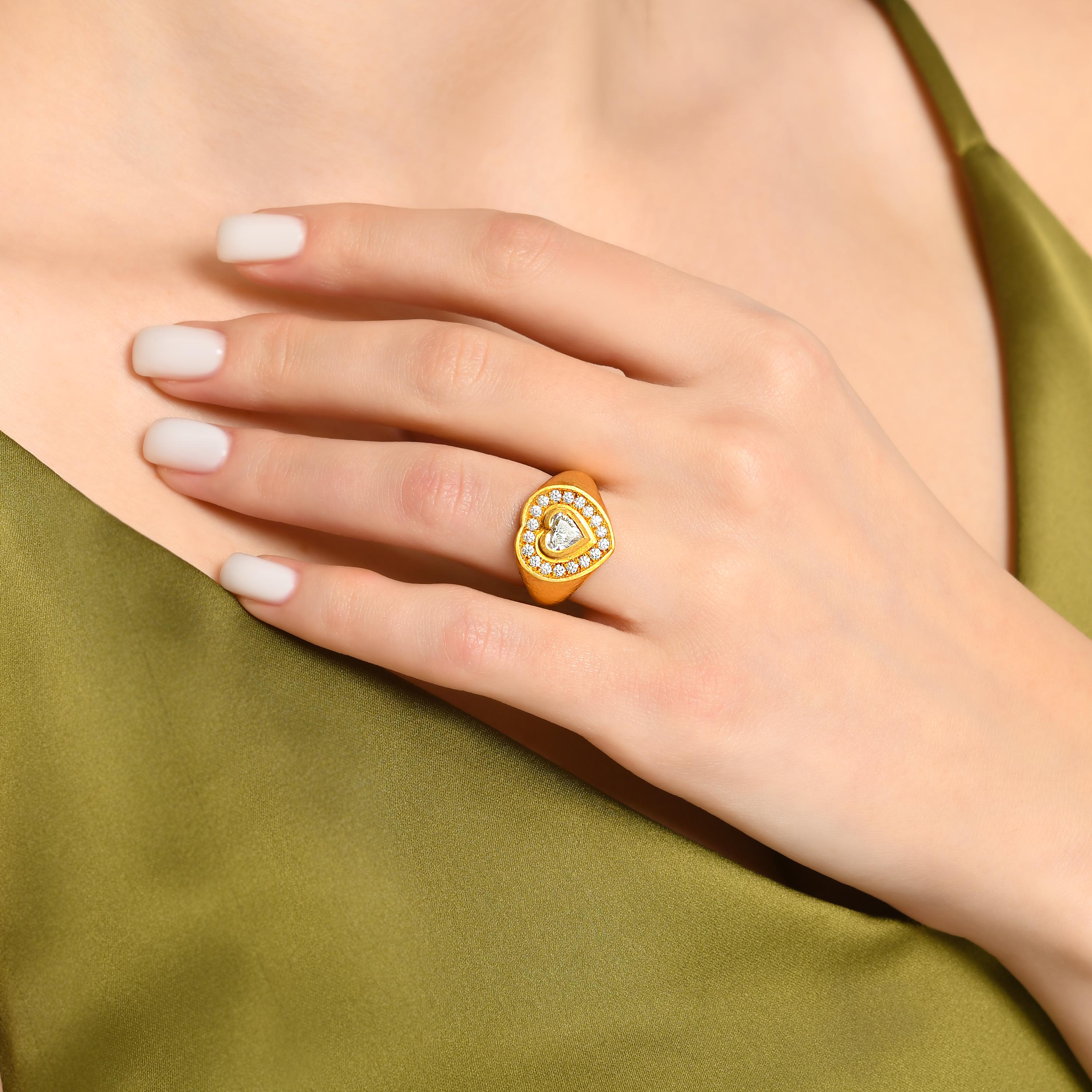 Modern 24k Gold Ring for Woman with a Heart-Cut Diamond For Sale