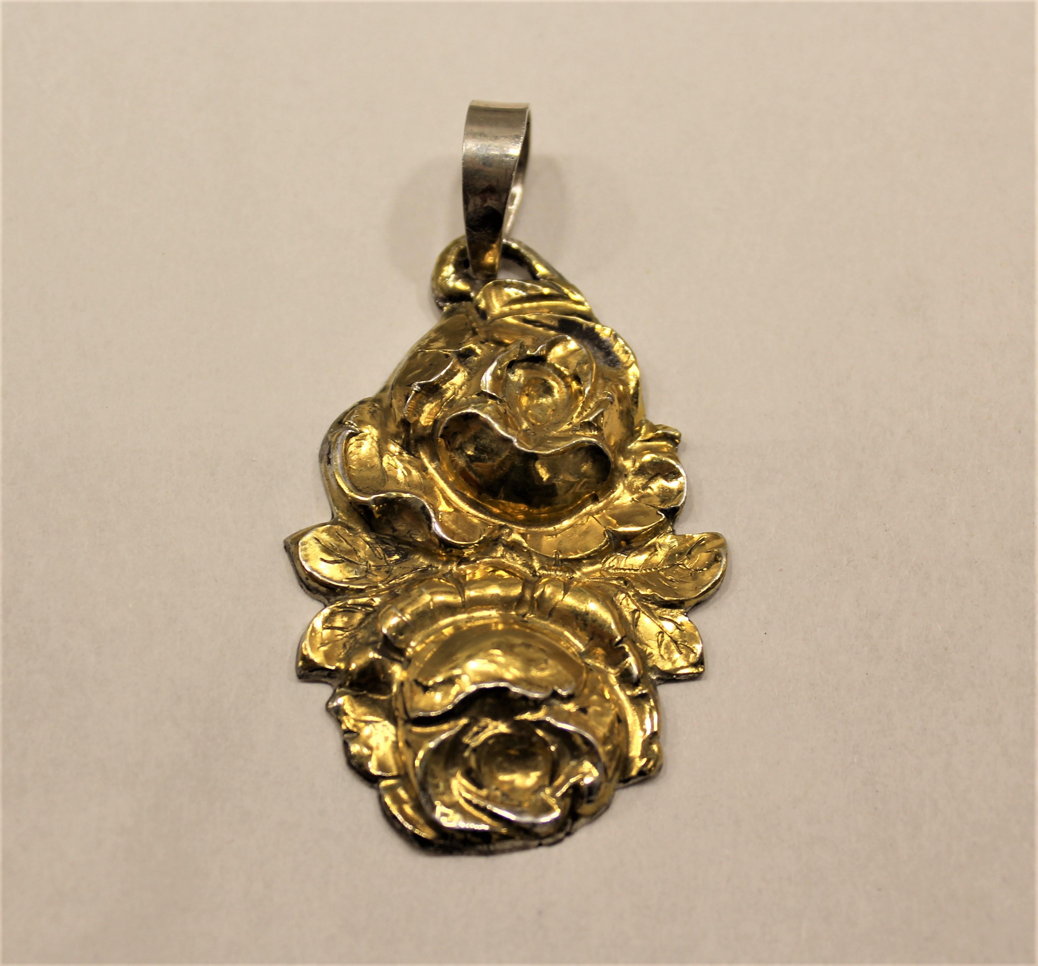 24 Karat Gold, Solid Silver, Pendant, Roses, Handcrafted, Italy In New Condition For Sale In Firenze, IT