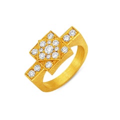 24k Gold Square Ring for Woman with Brilliant Cut Diamonds 0.65 Carat