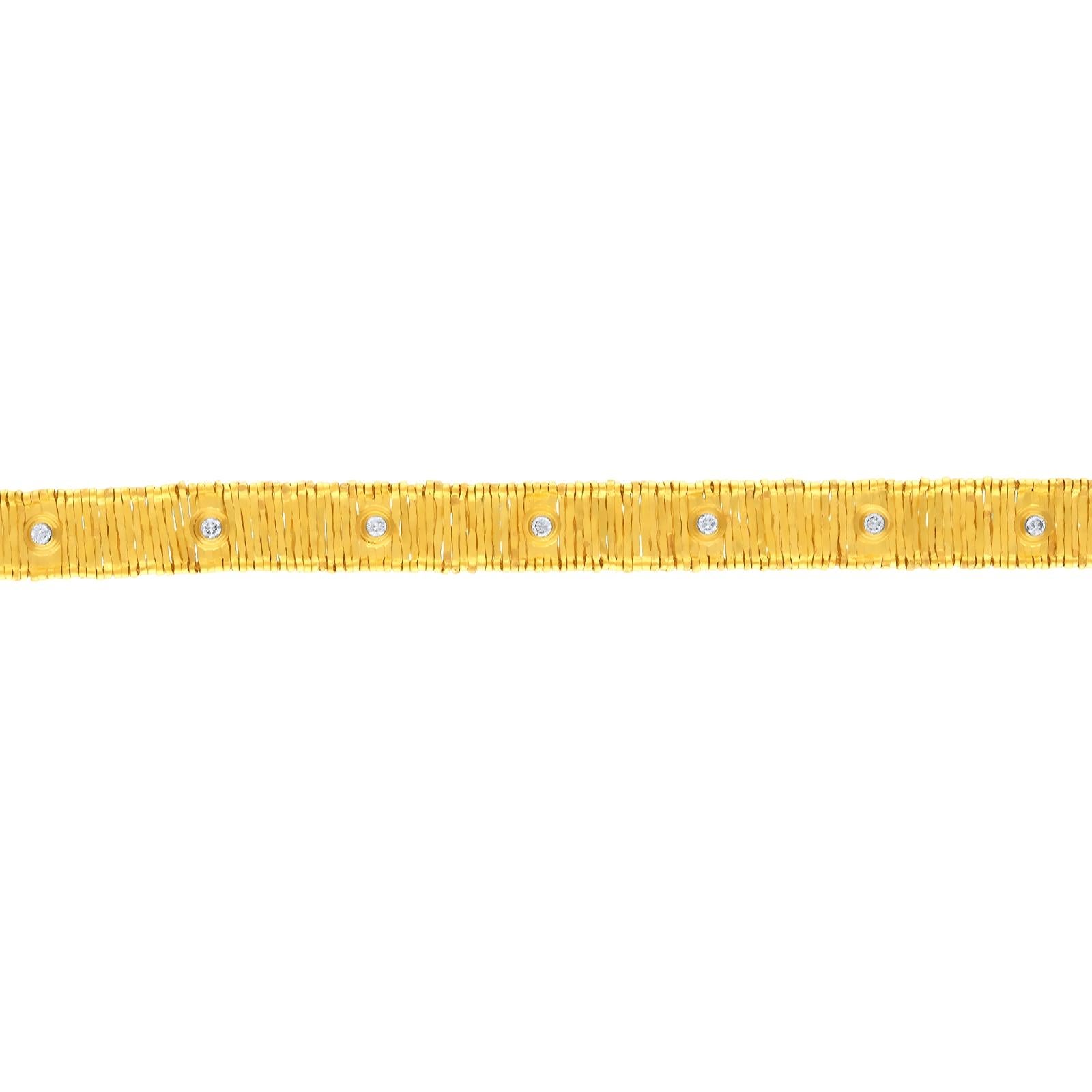 Romano classico Bracciale Salice in oro 24k per donna con diamanti in vendita