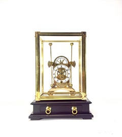 Reloj de mar de doble péndulo con escape de saltamontes estilo Harrison de 24 quilates