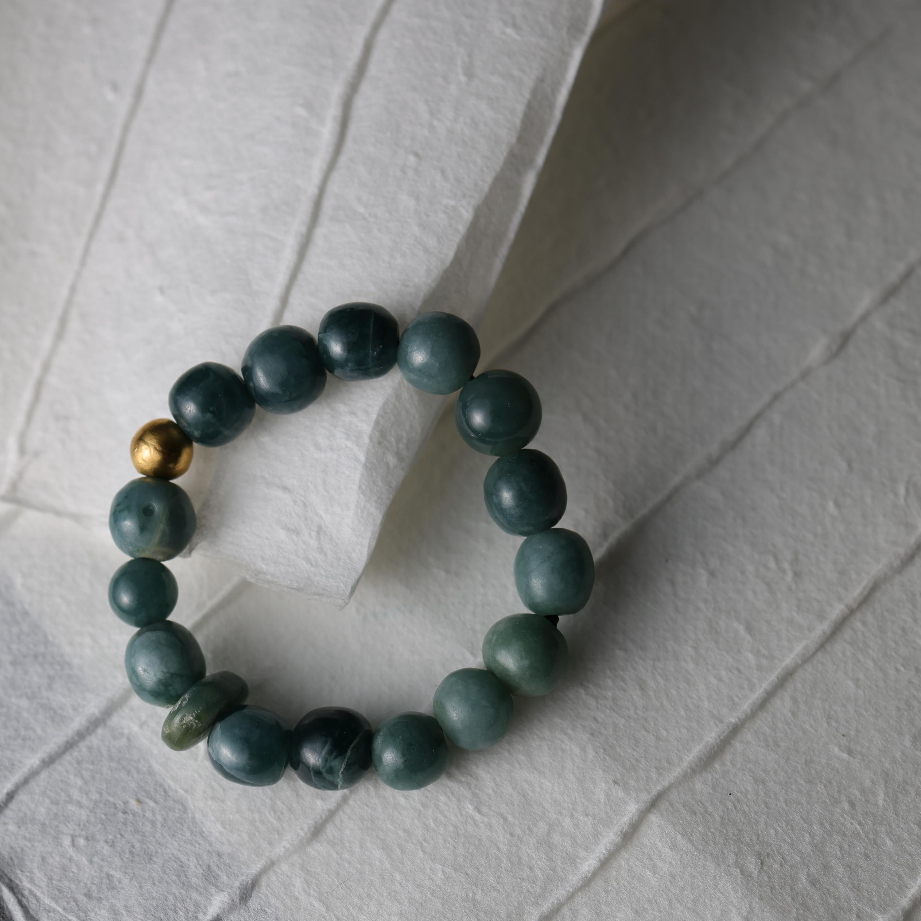24K Jade Bracelet Guatemalan Jadeite Jade, Beaded Stretch, 7