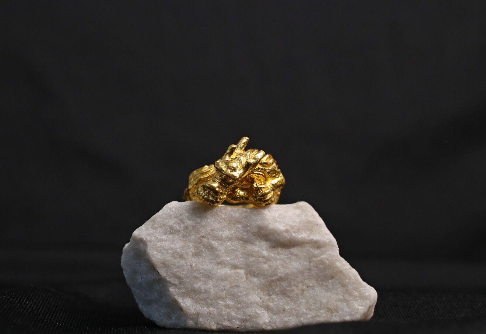 24k Solid Yellow Gold Dragon Ring, Size 11 - 18.1g In Good Condition For Sale In Providence, RI