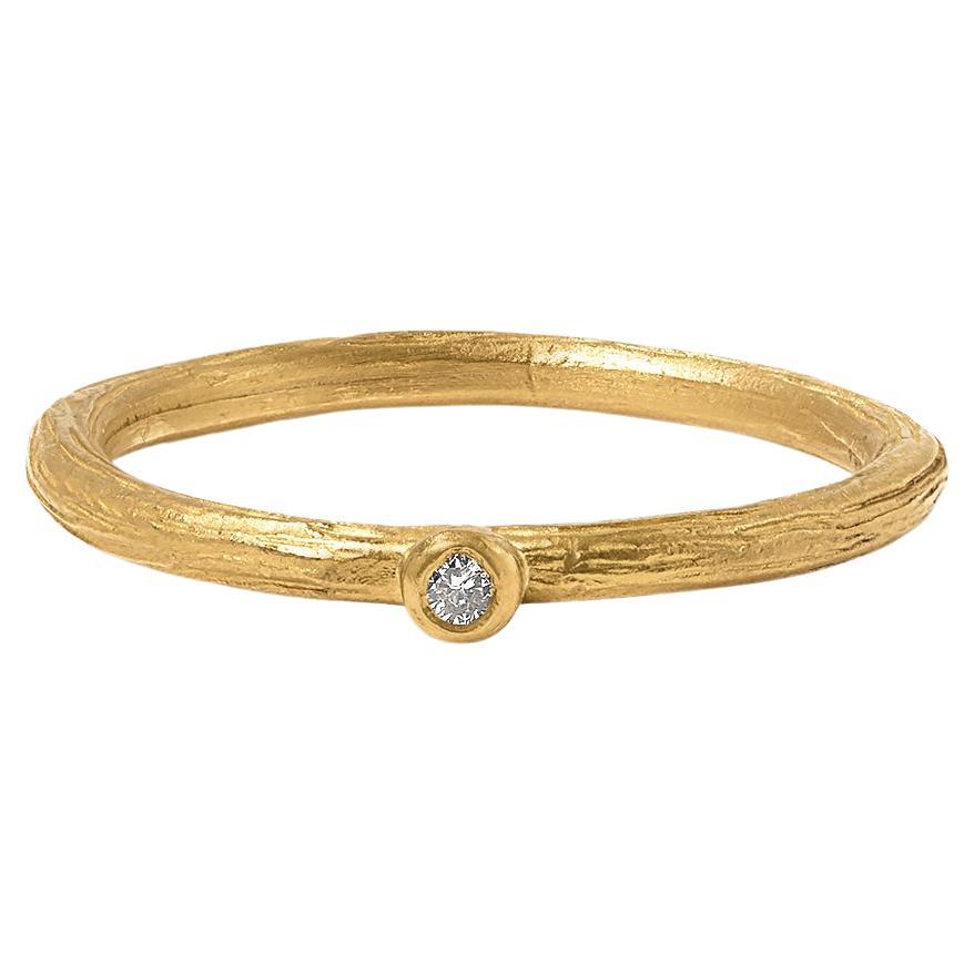 24 Karat massiver Gelbgold Stacker-Ring mit einem Diamanten, handgefertigt in Istanbul