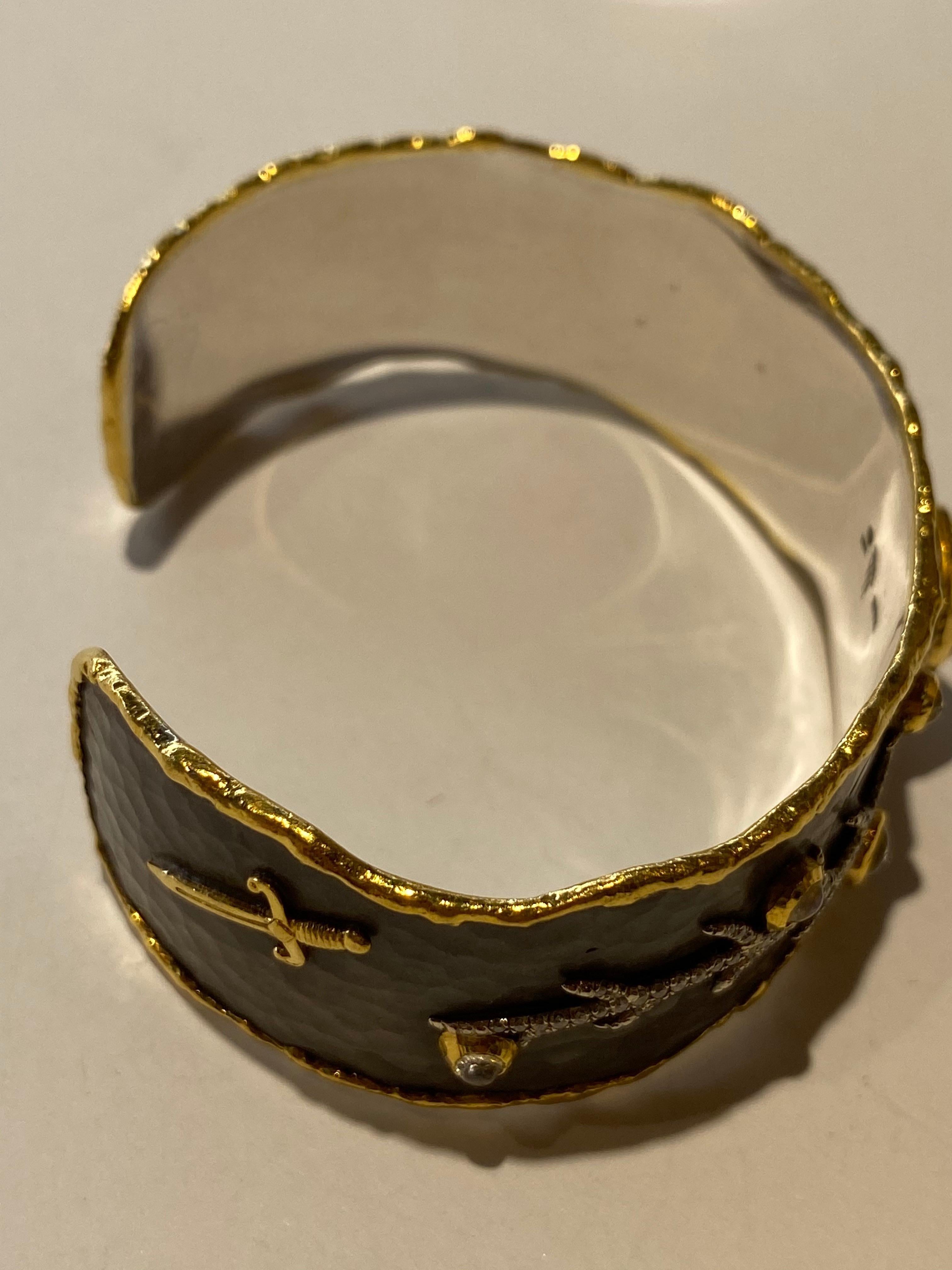 Victor Velyan 24K Yellow Gold Cuff with Moonstone and Diamonds  In New Condition In Jackson, WY
