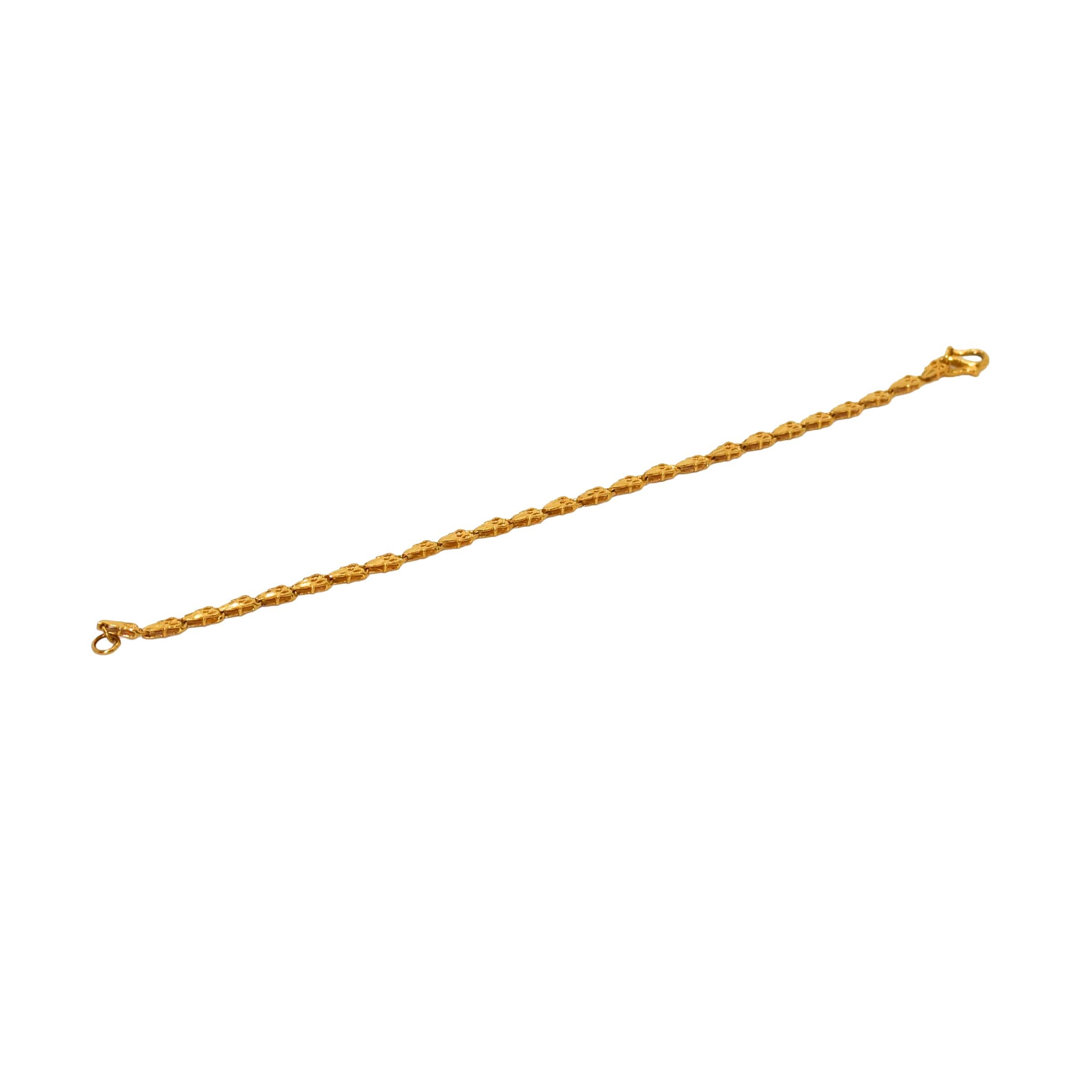 24K Yellow Gold Fancy Link Bracelet 5.6g For Sale 1