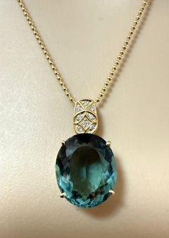 Colgante de turmalina de 13,95 quilates en plata de ley con baño de oro amarillo de 24 quilates y cadena italiana