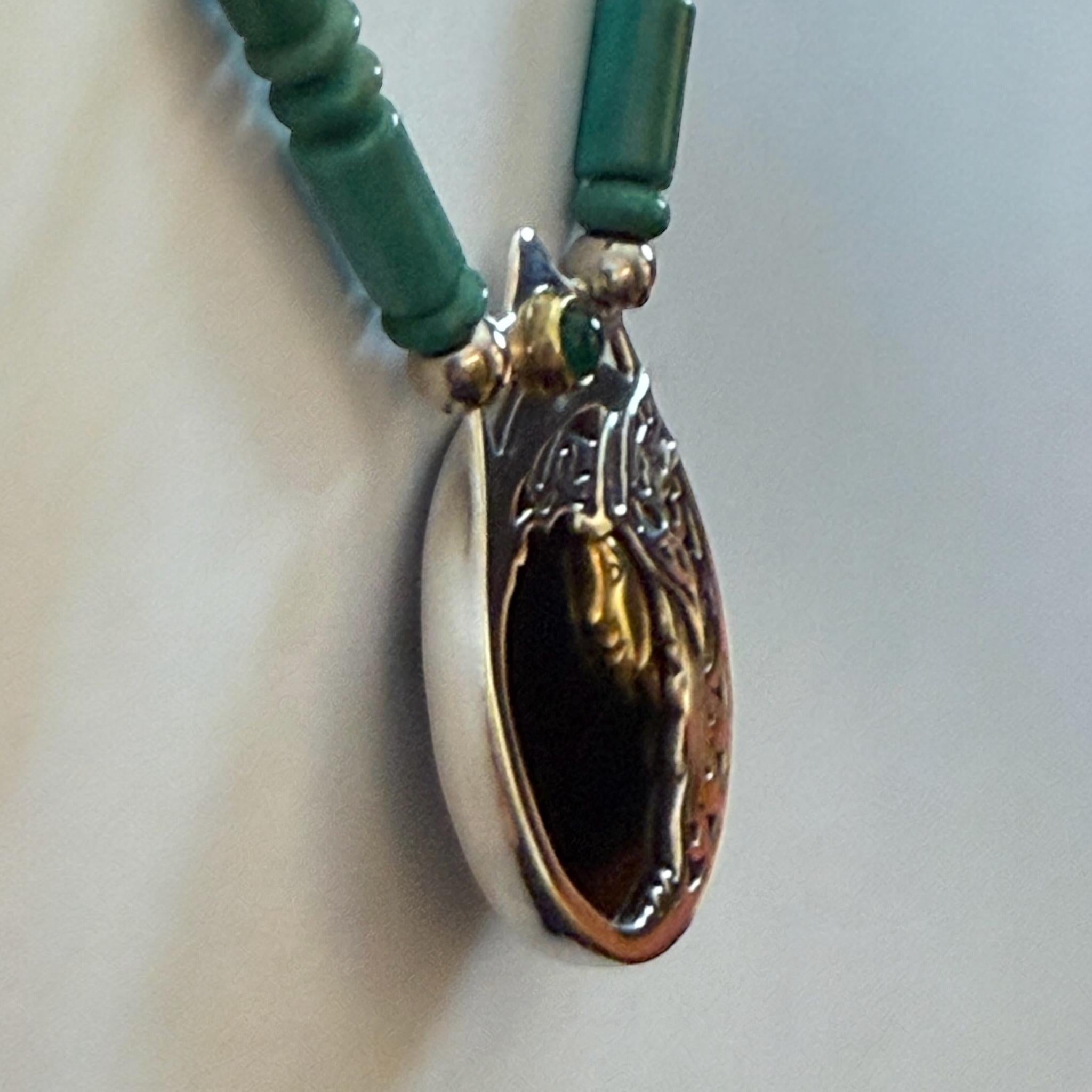 24kt e 18kt, Argento, Smeraldo, Onice e Turchese Heyoka Merrifield 2-SIDEDPendente in vendita 6