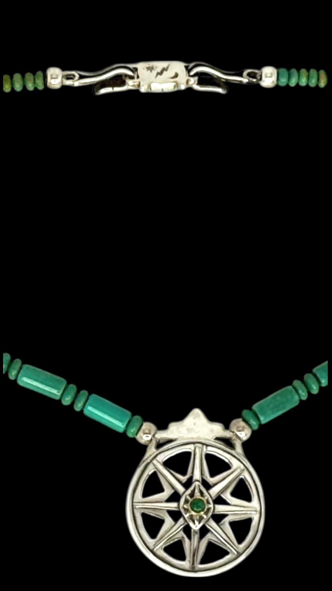 24kt e 18kt, Argento, Smeraldo, Onice e Turchese Heyoka Merrifield 2-SIDEDPendente in vendita 3