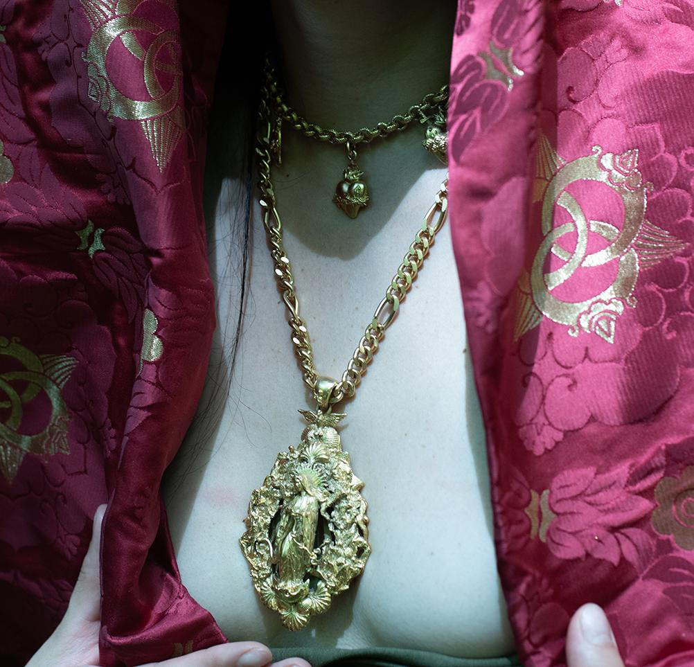 sc collection madonna necklace