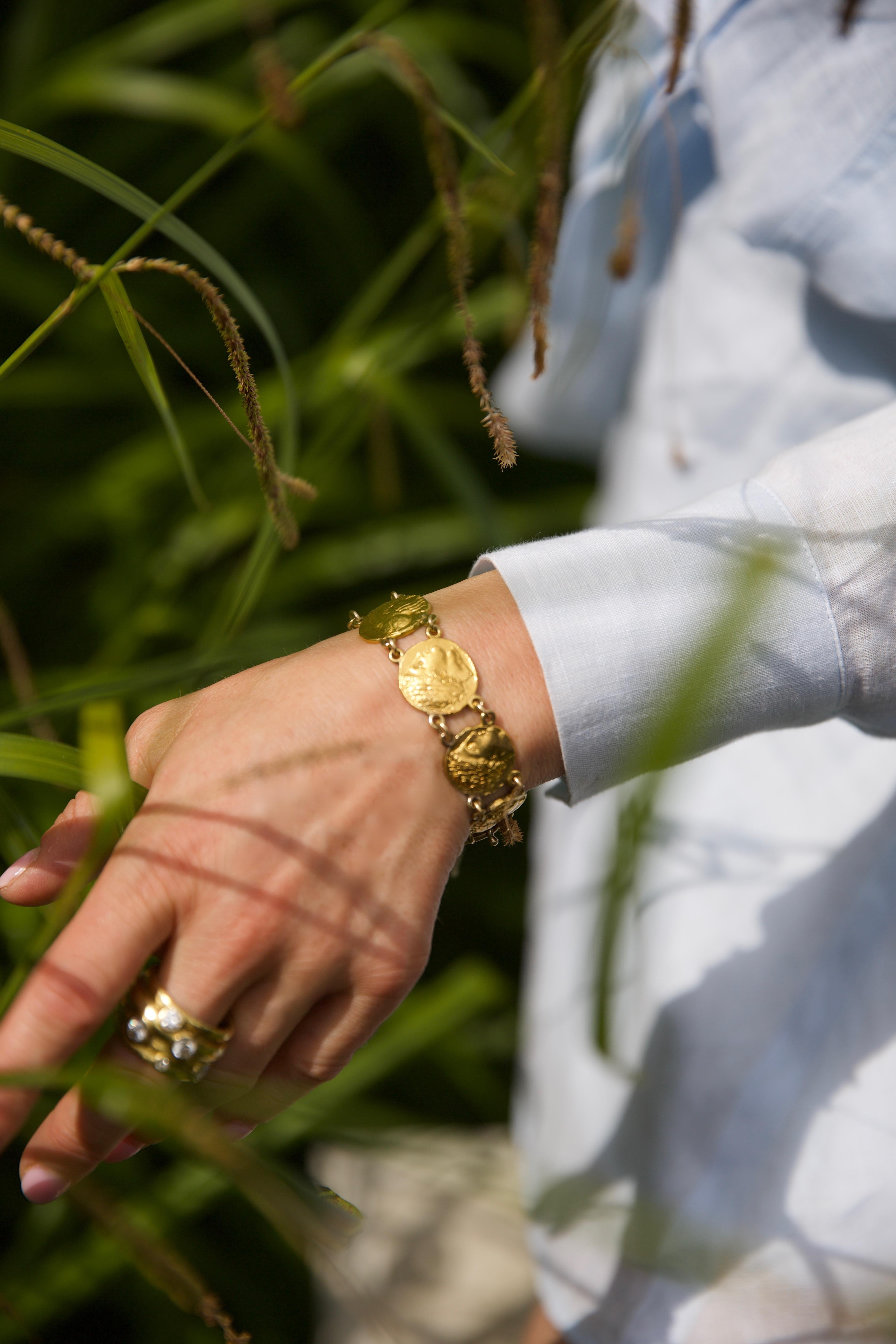 24kt Yellow Gold Ancient-Style Coin Link Bracelet For Sale 9