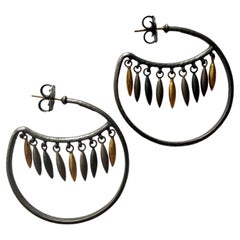 Boucles d'oreilles en or jaune 24 carats et argent sterling oxydé, signées Gurhan