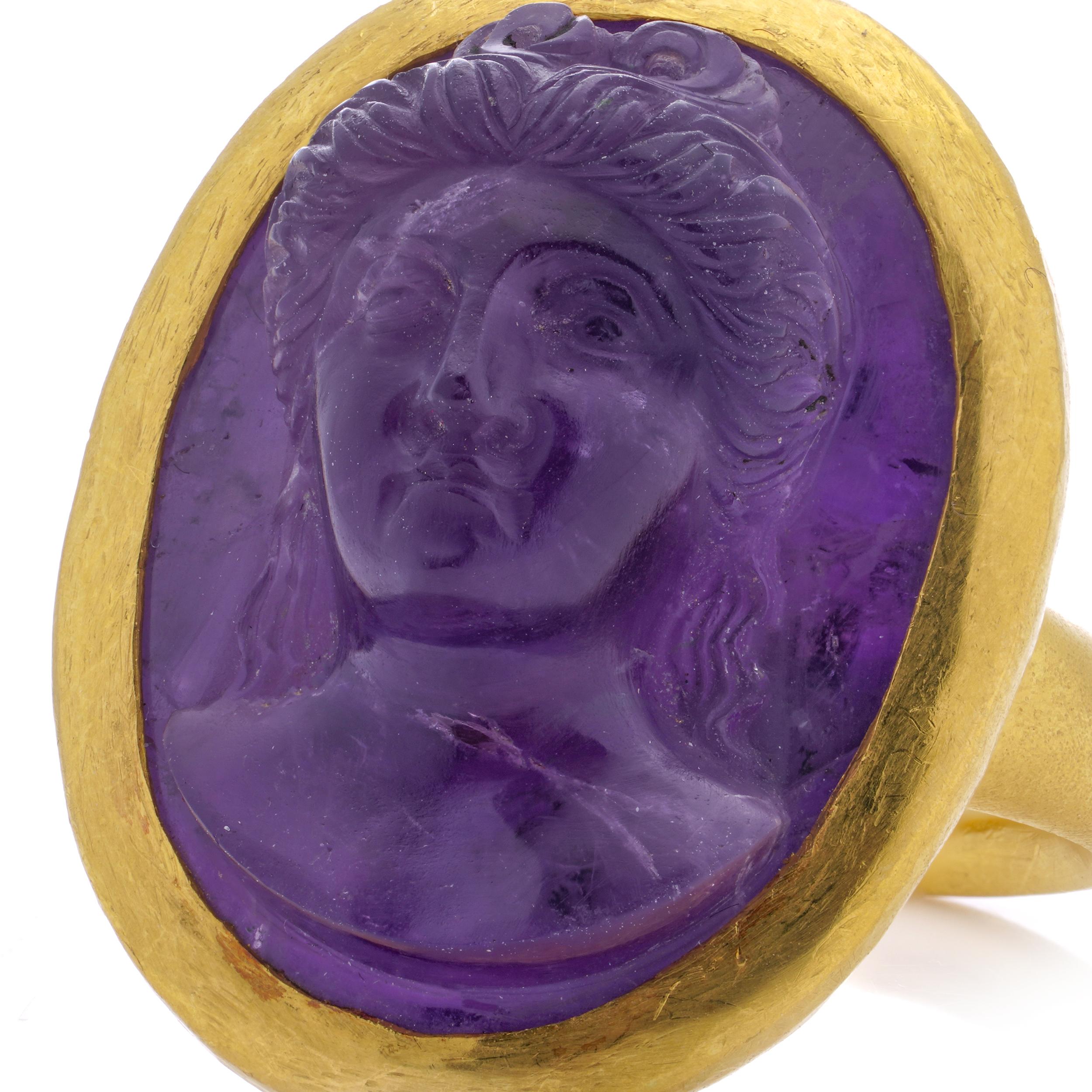  24kt. yellow gold carved amethyst intaglio ring with a woman's portrait For Sale 6