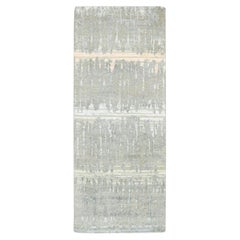 2'4"x6' Gray Cardiac Design Hand Knotted Textured Wool and Silk Runner Rug