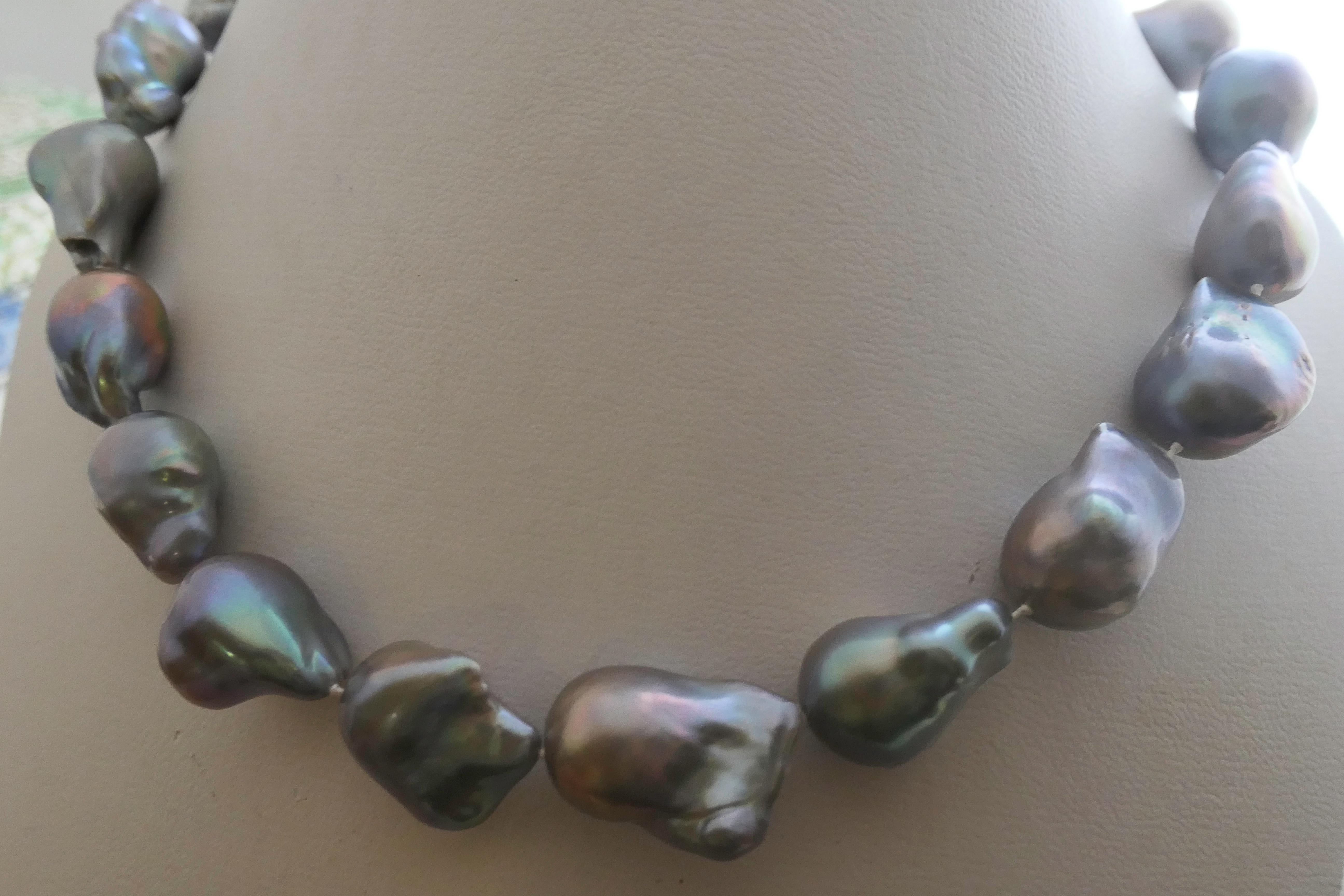 25-30mm Süßwasser Barock Grau Perlenkette Sterling Silber Verschluss - 18 Zoll Damen im Angebot