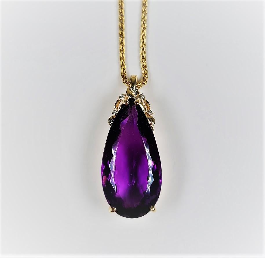 25 Carat Amethyst and Diamond Enhancer Yellow Gold Chain For Sale 3