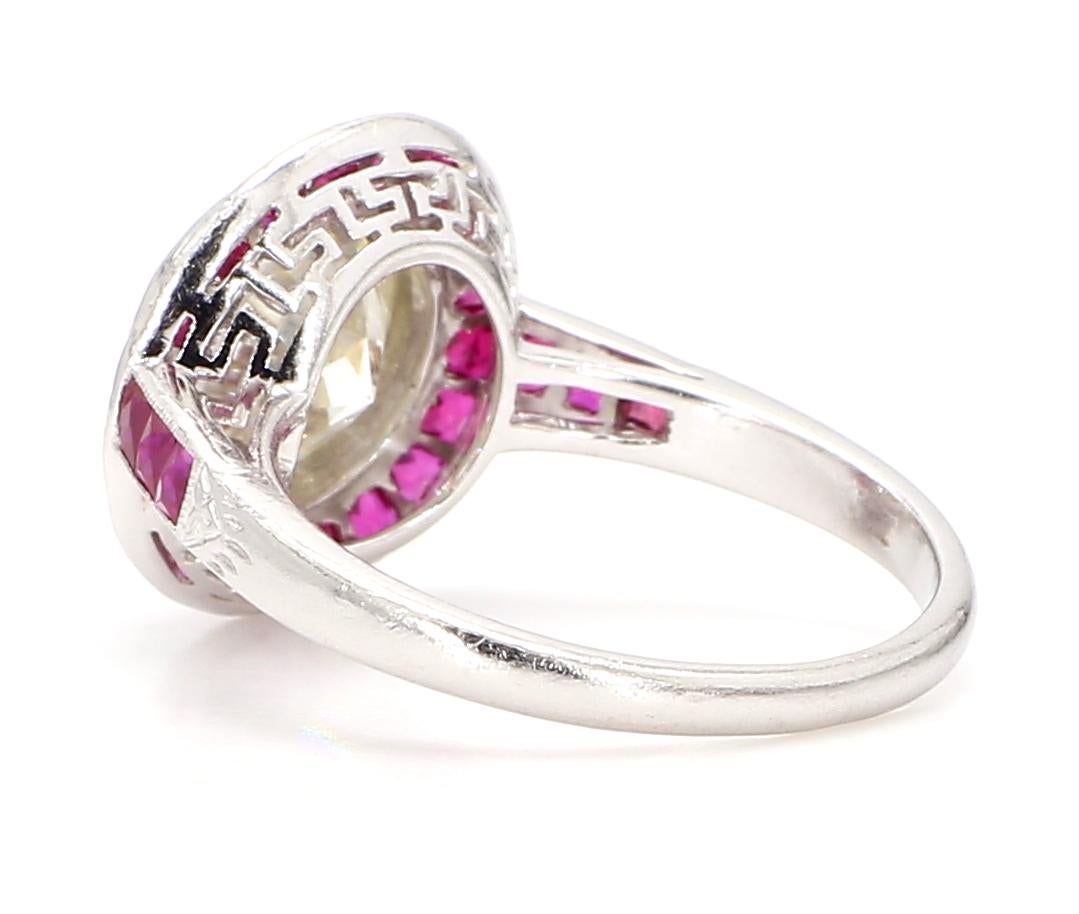 2.5 Carat Art Deco Diamond Ruby Platinum Ring In Good Condition For Sale In New York, NY