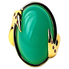 Anello cocktail con crisoprasio australiano da 25 carati in oro giallo di A. Leyser