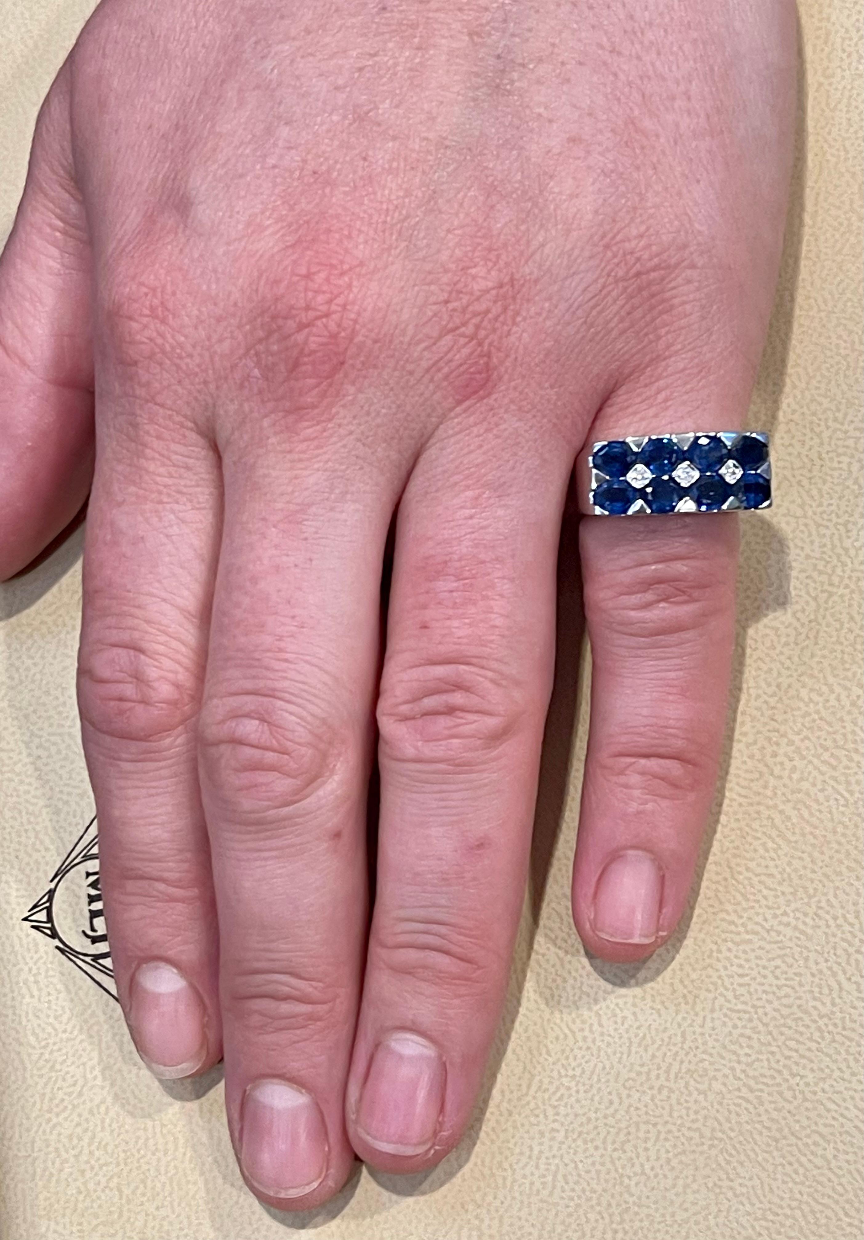 2.5 Carat Blue Sapphire and Diamond Cocktail Ring in 18 Karat White Gold Estate For Sale 7