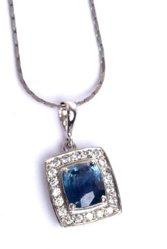  2.5ct Cushion Cut Natural Blue Sapphire Pendant Necklace