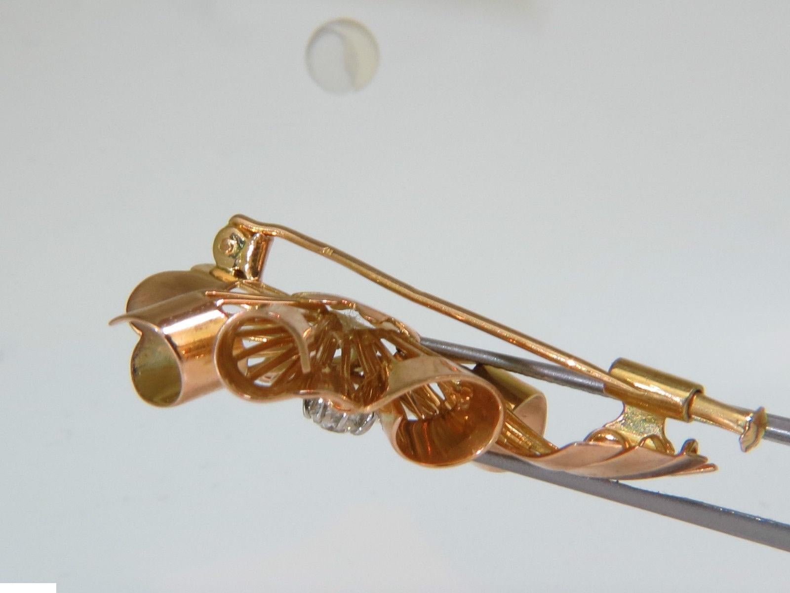 .25 Carat Diamond Brooch Pin Retro 18 Karat In Excellent Condition In New York, NY