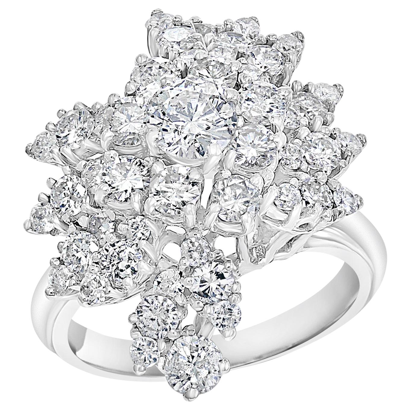 2.5 Carat Diamond Cluster Cocktail Ring 18 Karat White Gold 12.8 Grams Ring For Sale