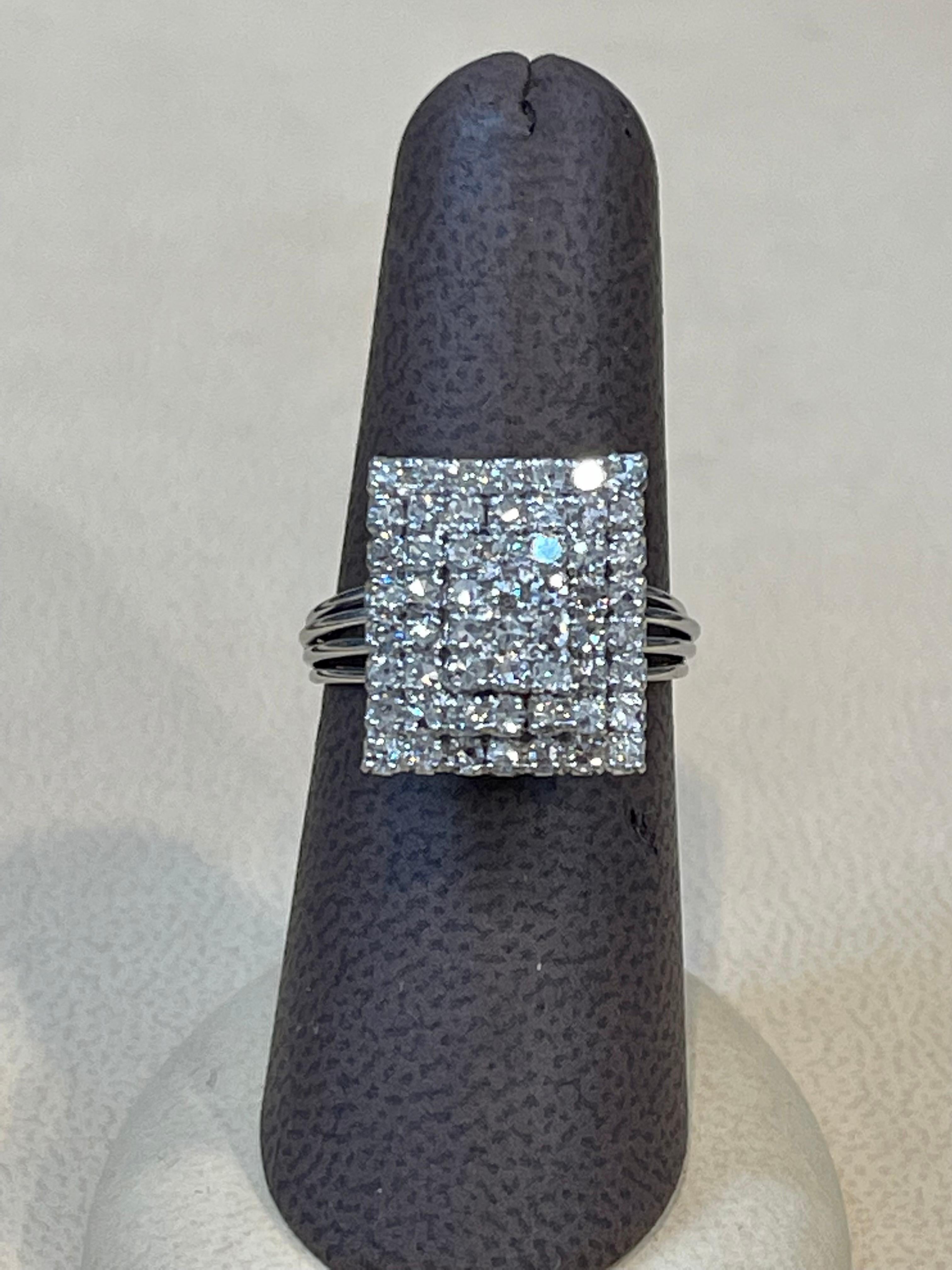 2.5 Carat Diamond Cluster Cocktail Ring 18 Karat White Gold 6.8 Grams Ring 4