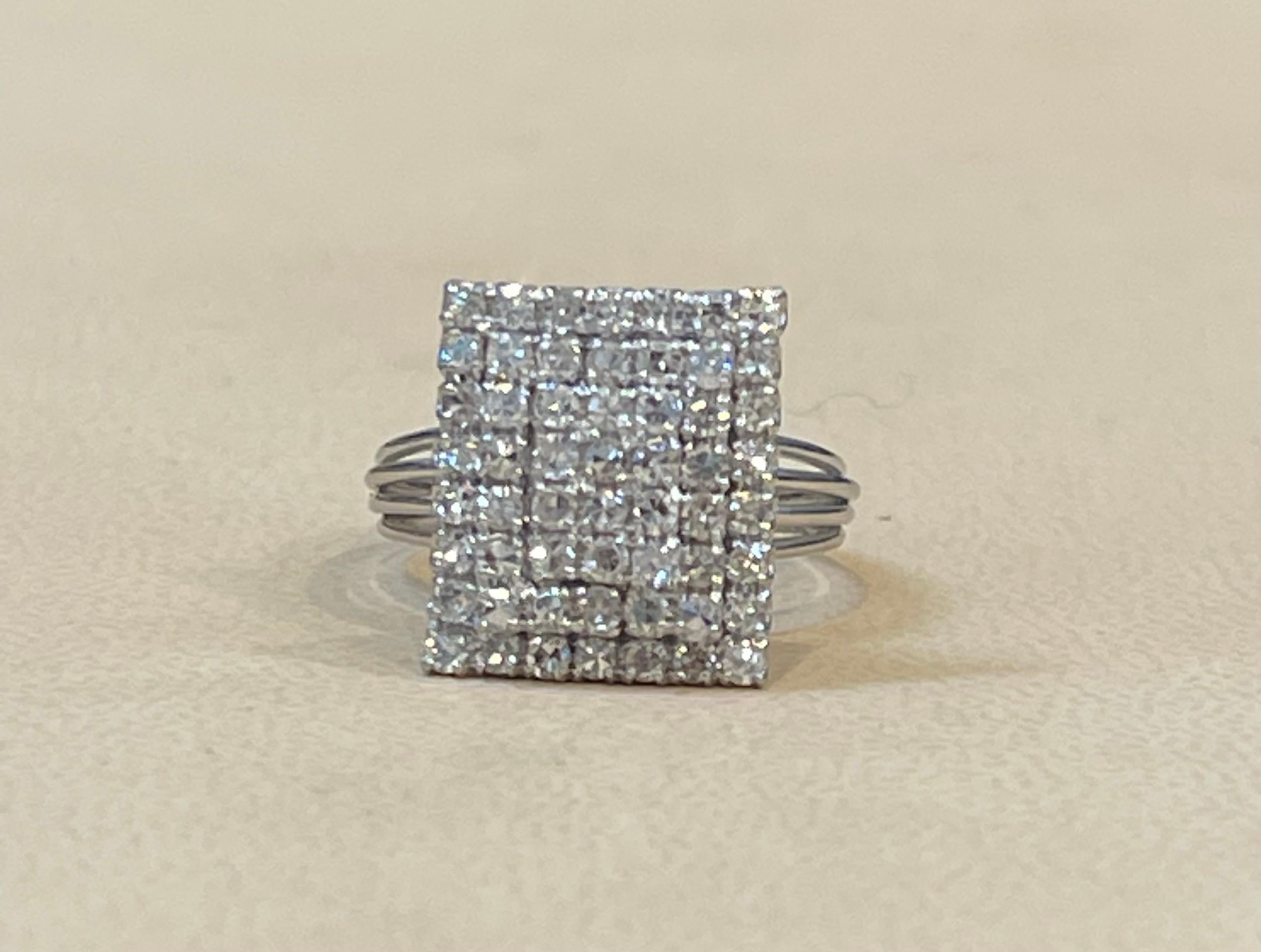 2.5 Carat Diamond Cluster Cocktail Ring 18 Karat White Gold 6.8 Grams Ring 3
