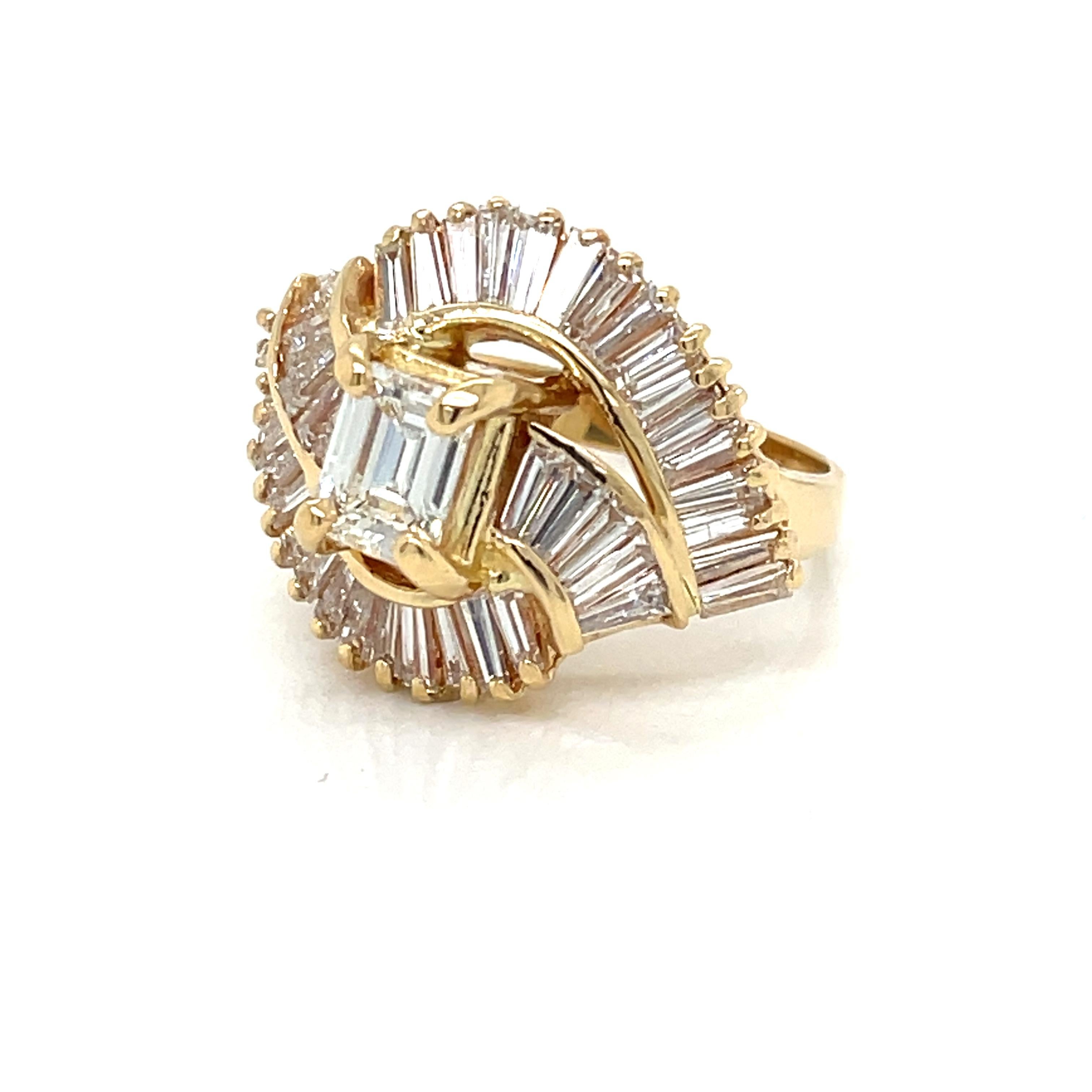 Emerald Cut 2.5 Carat Diamond Flair 18 Karat Yellow Gold Cocktail Ring For Sale