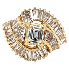 2.5 Carat Diamond Flair 18 Karat Yellow Gold Cocktail Ring