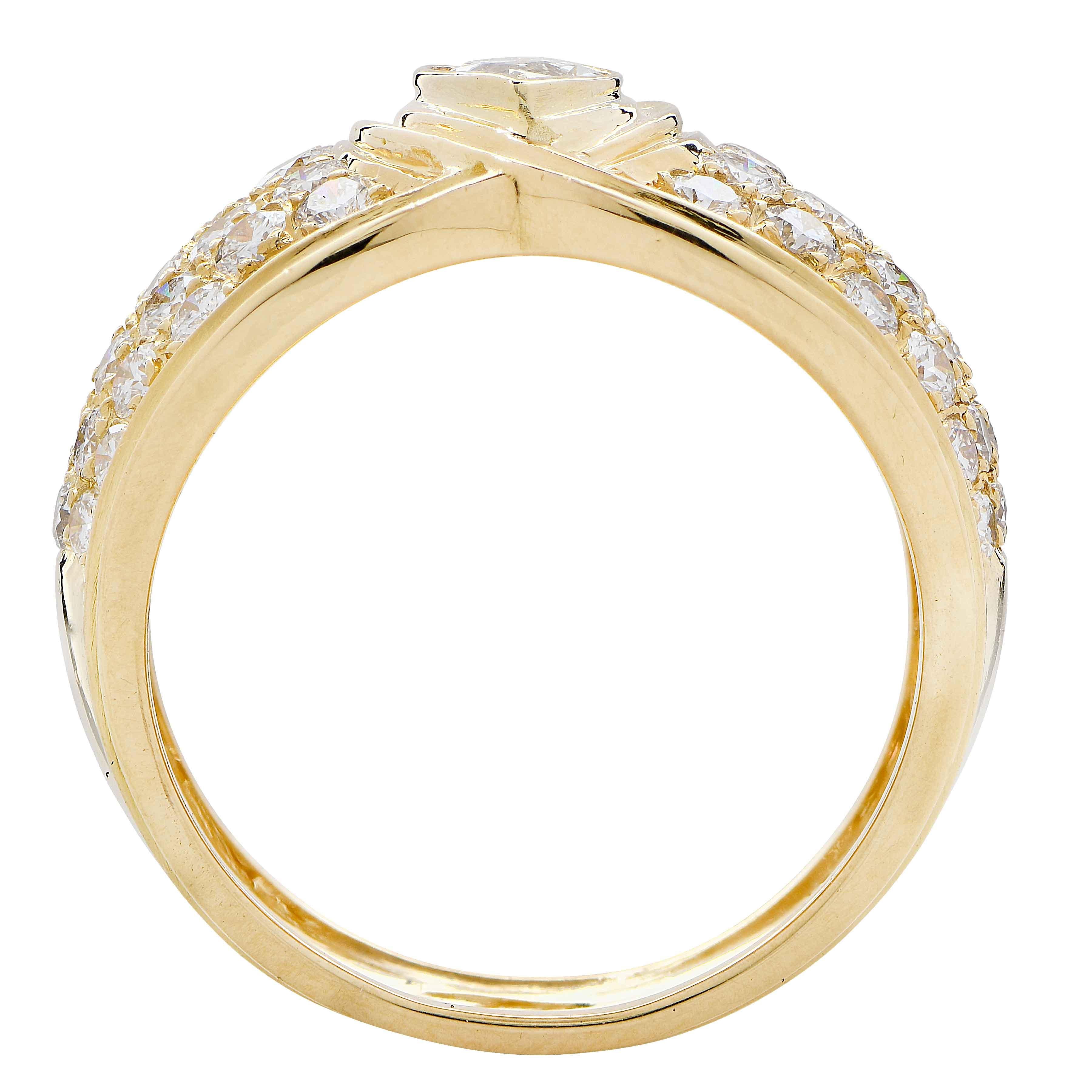 2.5 Carat Diamond Ring in 18 Karat Yellow Gold In Good Condition In Bay Harbor Islands, FL