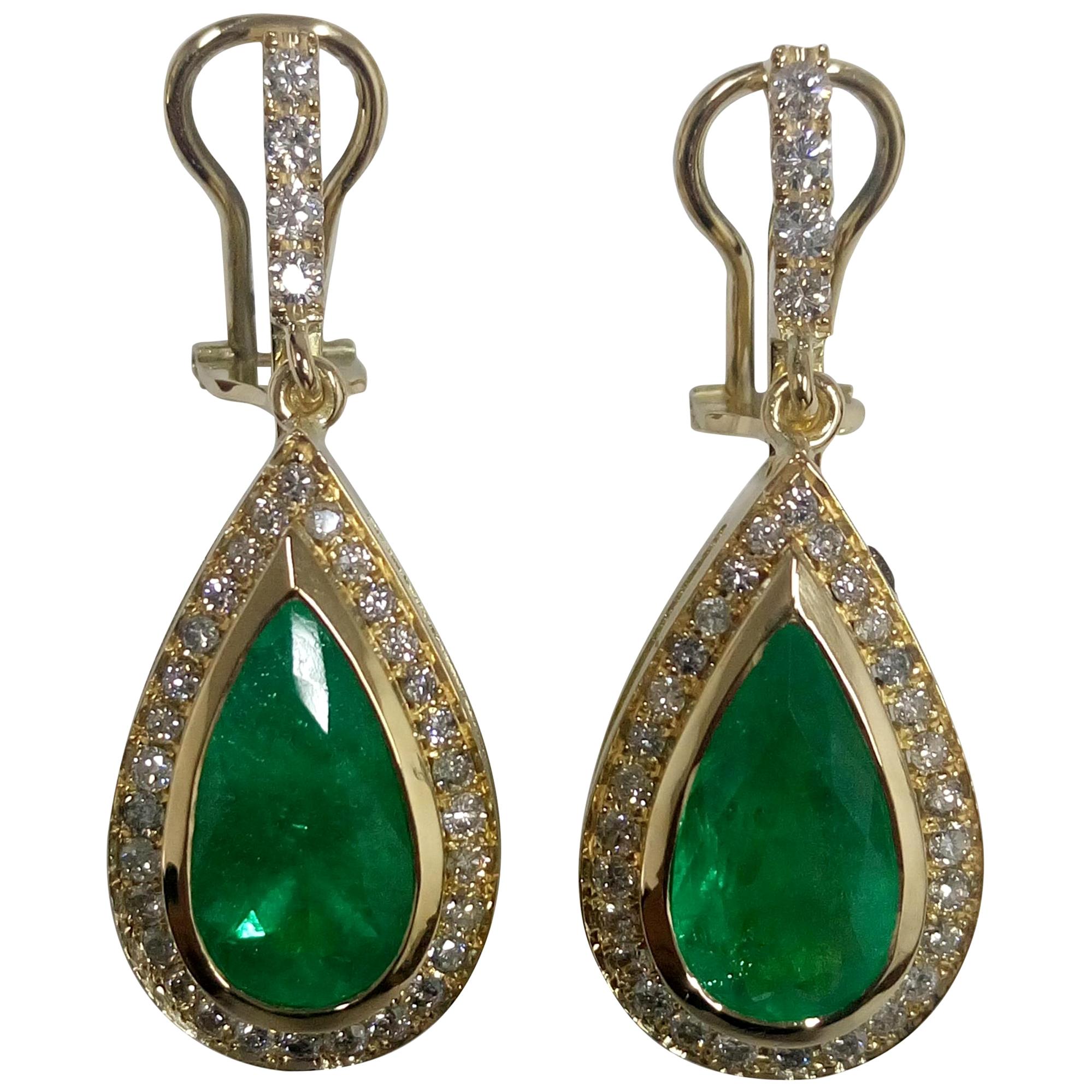 2.5 Carat Emerald and Diamond Gold Drop Earrings For Sale