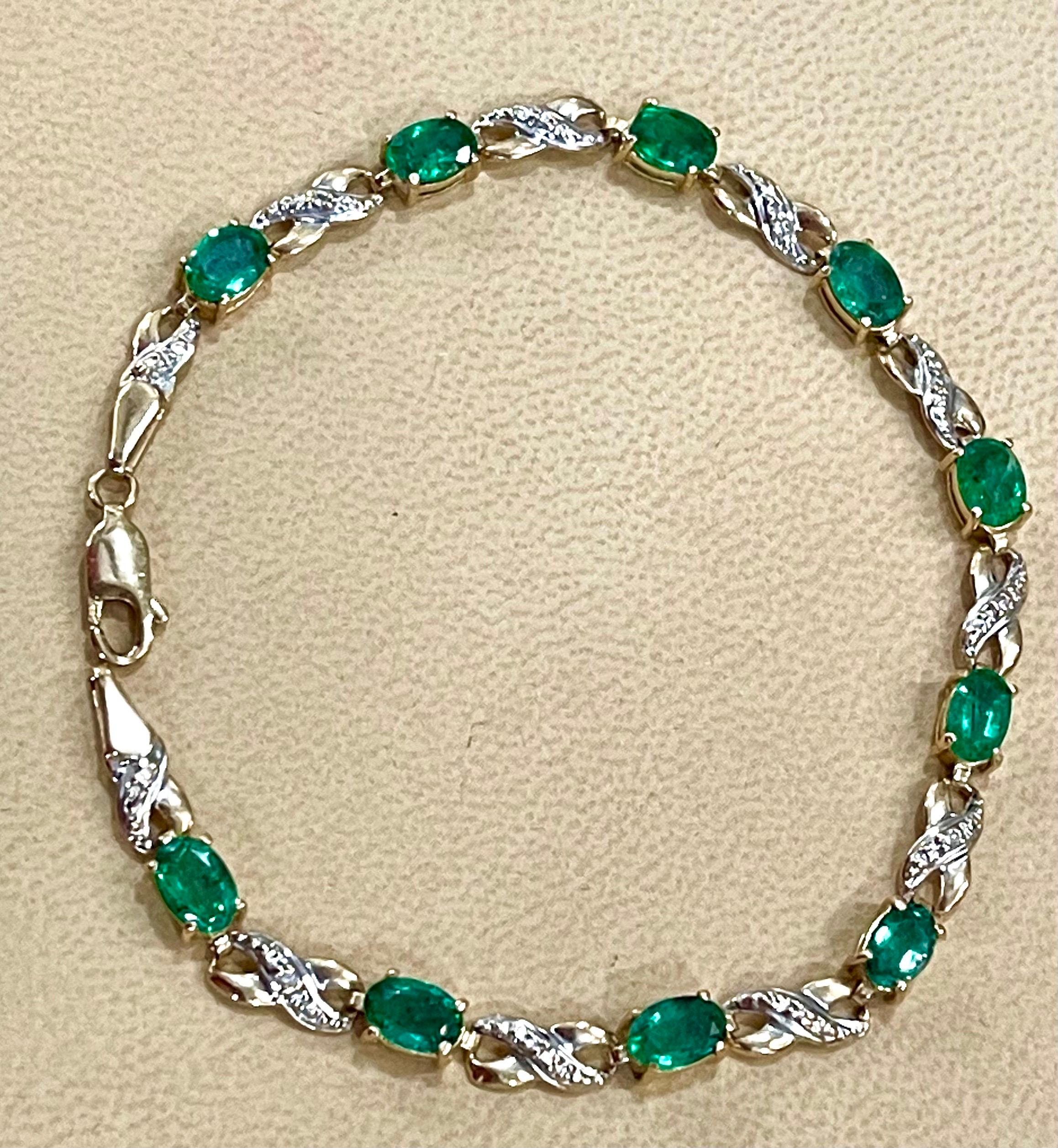 Women's 2.5 Carat Emerald Tennis Bracelet 14 Karat Yellow Gold with Diamond Accent