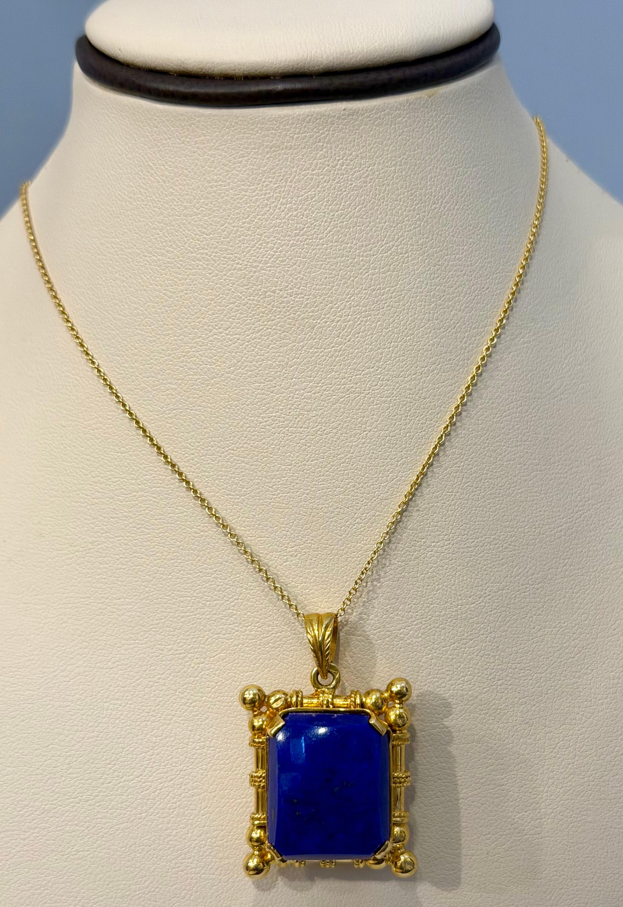 Colgante de lapislázuli de 25 quilates en montura de oro de 22 quilates, 15,9 gm, cadena de 16-18 pulgadas en venta 7