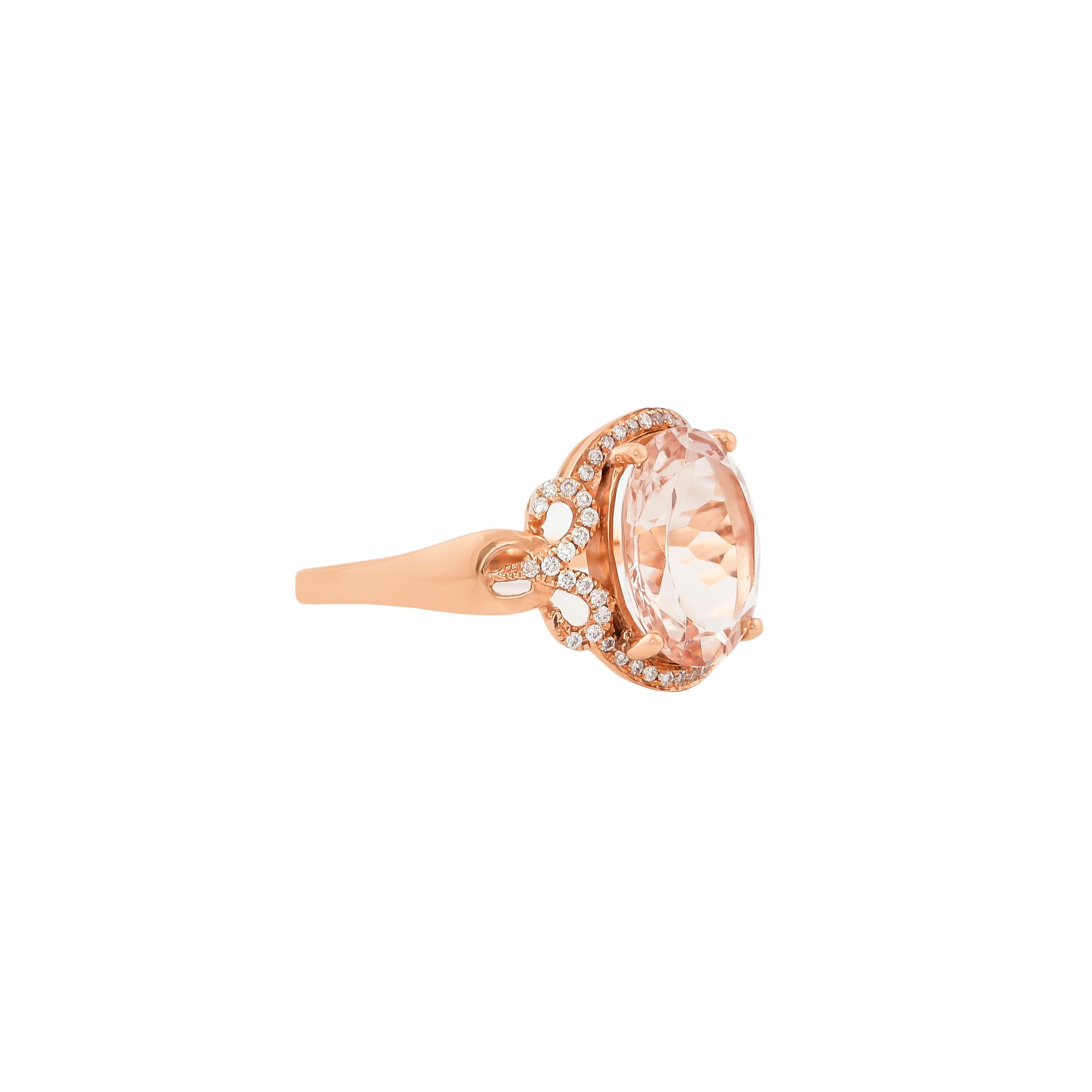 Sunita Nahata Morganit 2.50ct. Fancy Ring aus 18 Karat Roségold mit Diamant. (Zeitgenössisch) im Angebot