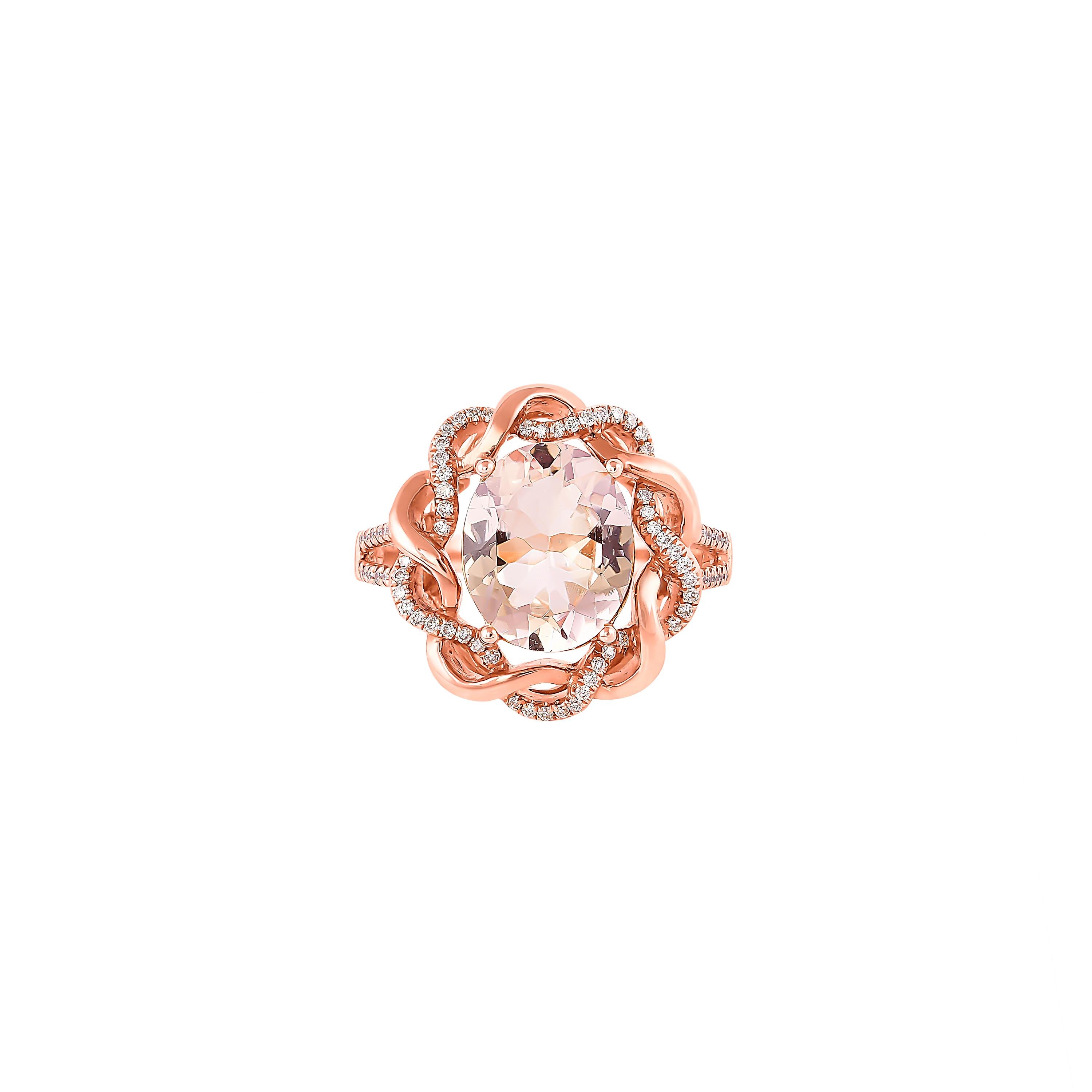 Oval Cut 2.5 Carat Morganite and Diamond Ring in 18 Karat Rose Gold For Sale