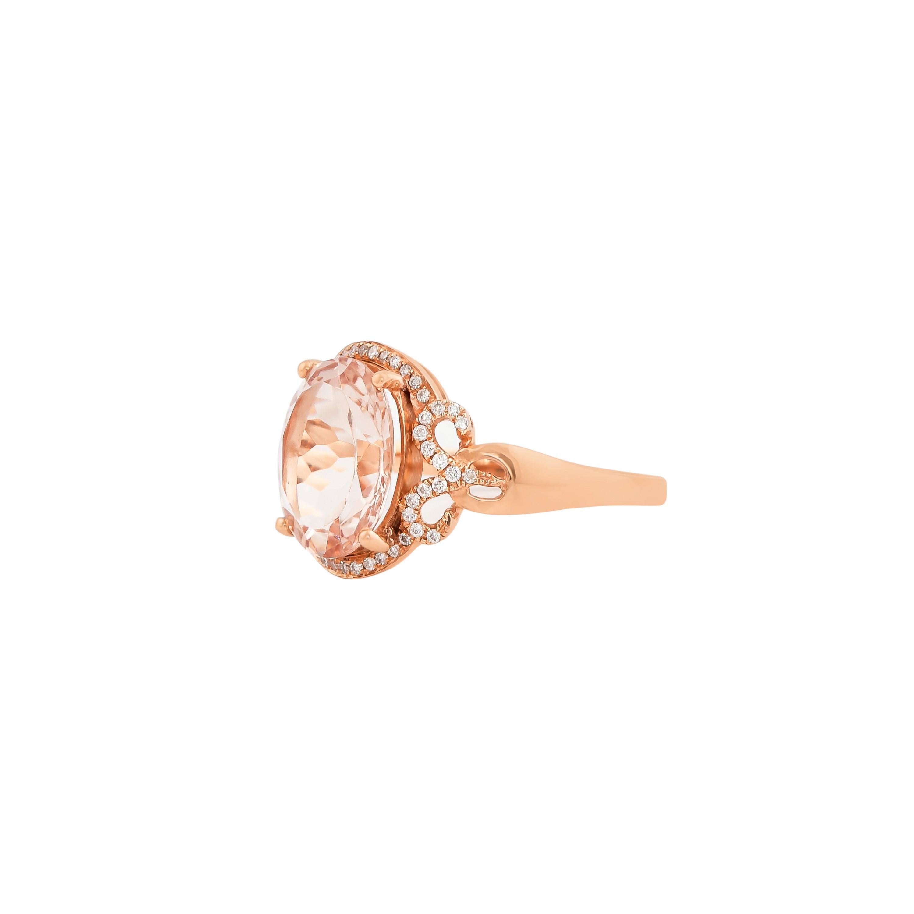 Sunita Nahata Morganit 2.50ct. Fancy Ring aus 18 Karat Roségold mit Diamant. im Zustand „Neu“ im Angebot in Hong Kong, HK