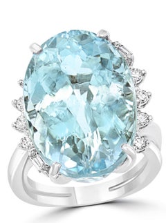 25 Carat Natural Aquamarine and Diamond Cocktail Ring 18 Karat Gold, Estate