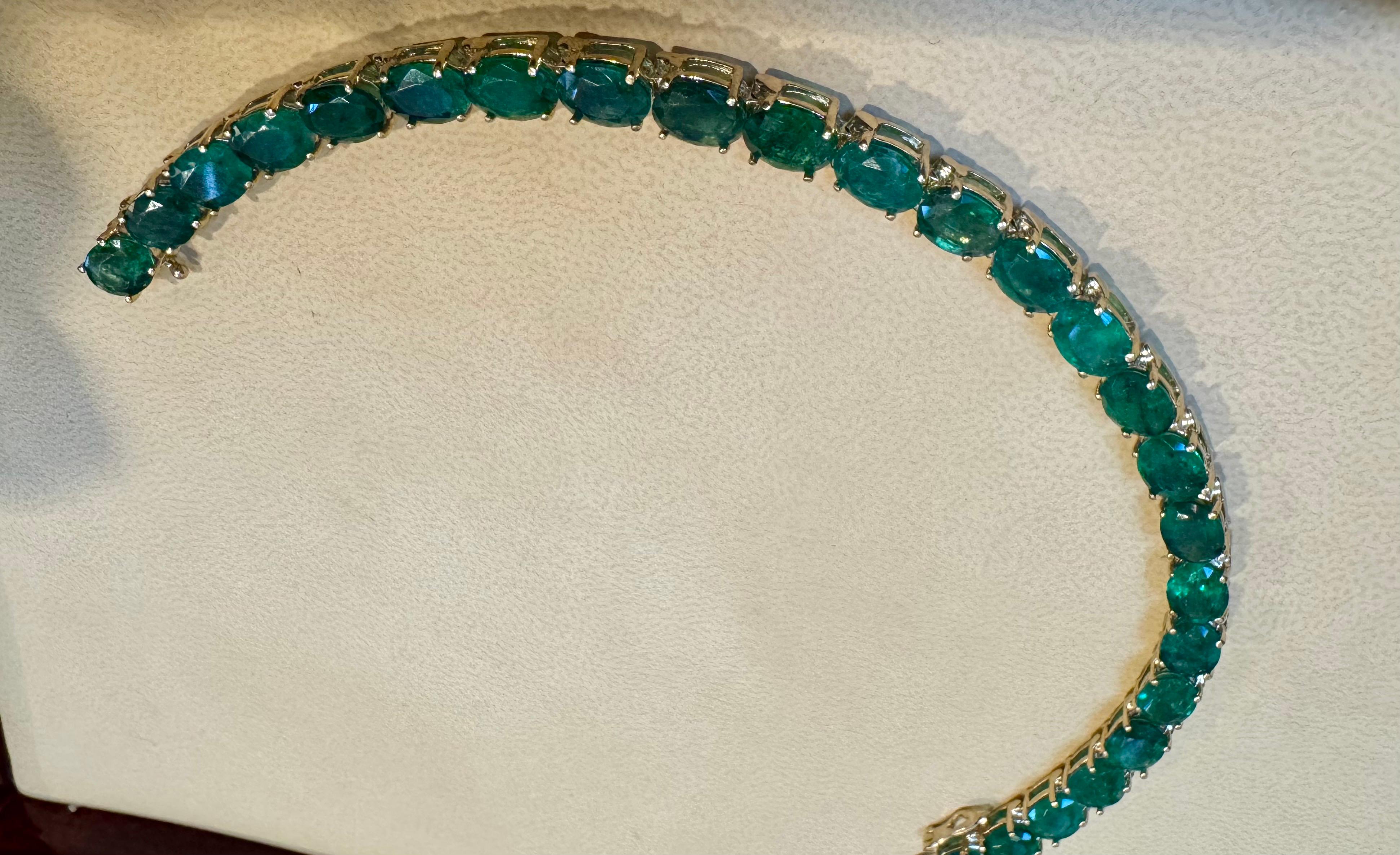 Esmeralda natural de 25 quilates Pulsera de tenis de cóctel Oro amarillo de 14 quilates 8