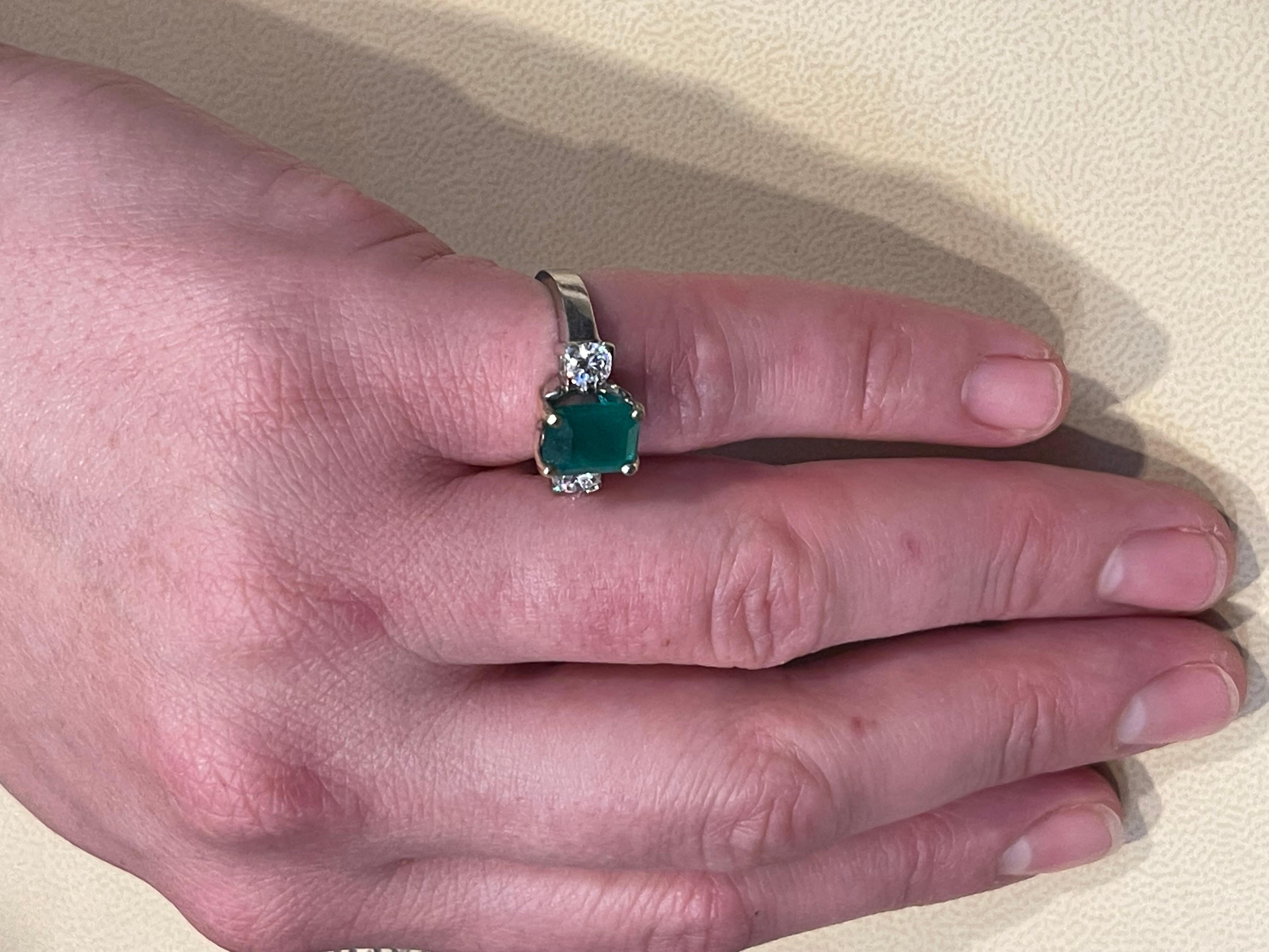 2.5 Carat Natural Emerald Cut Emerald & 0.50 Ct Diamond Ring 14 Karat White Gold 7